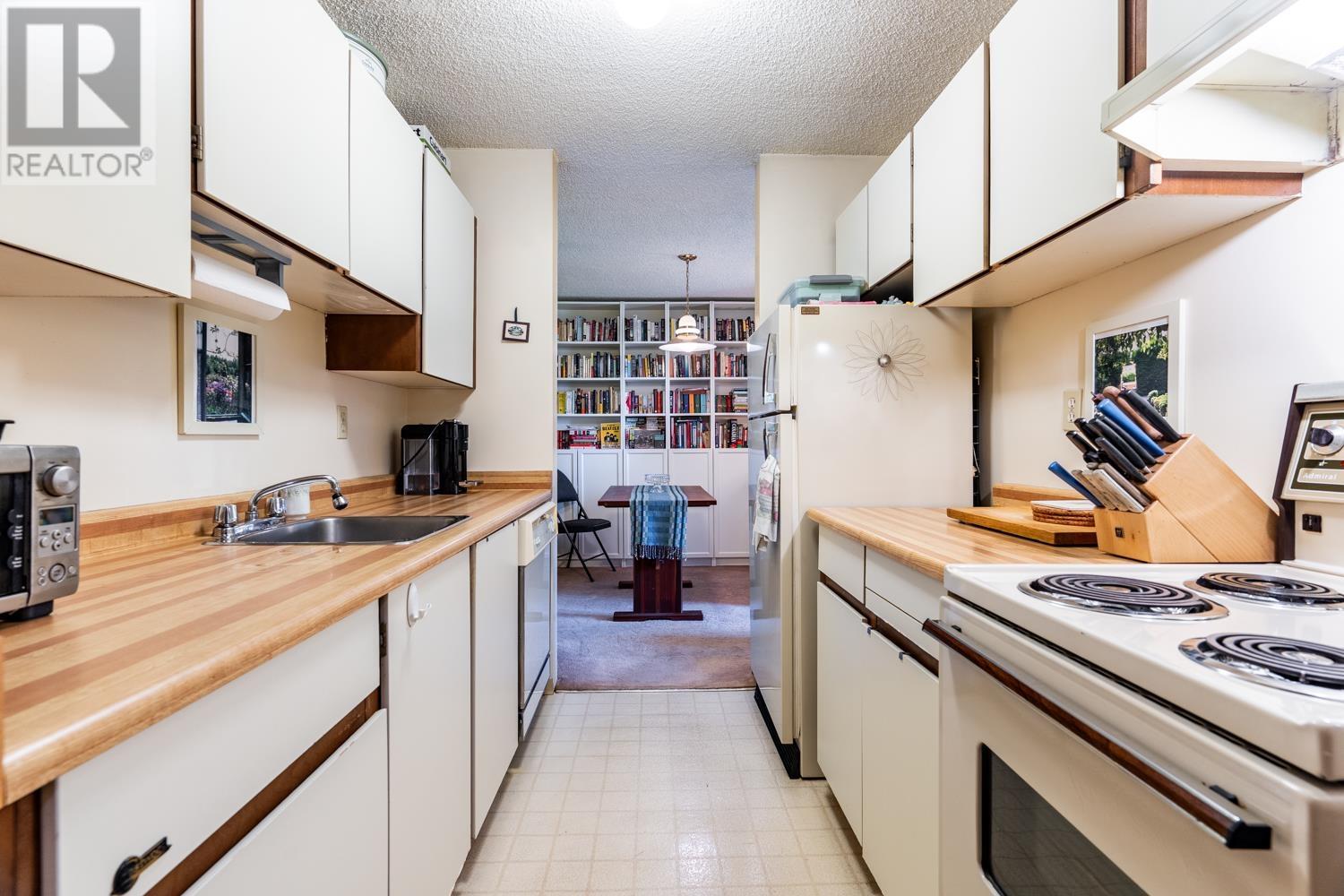 1002 9595 Erickson Drive, Burnaby, British Columbia  V3J 7N9 - Photo 14 - R2829067