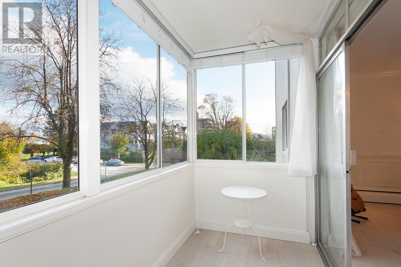 211 1425 Esquimalt Avenue, West Vancouver, British Columbia  V7T 1L1 - Photo 13 - R2829074