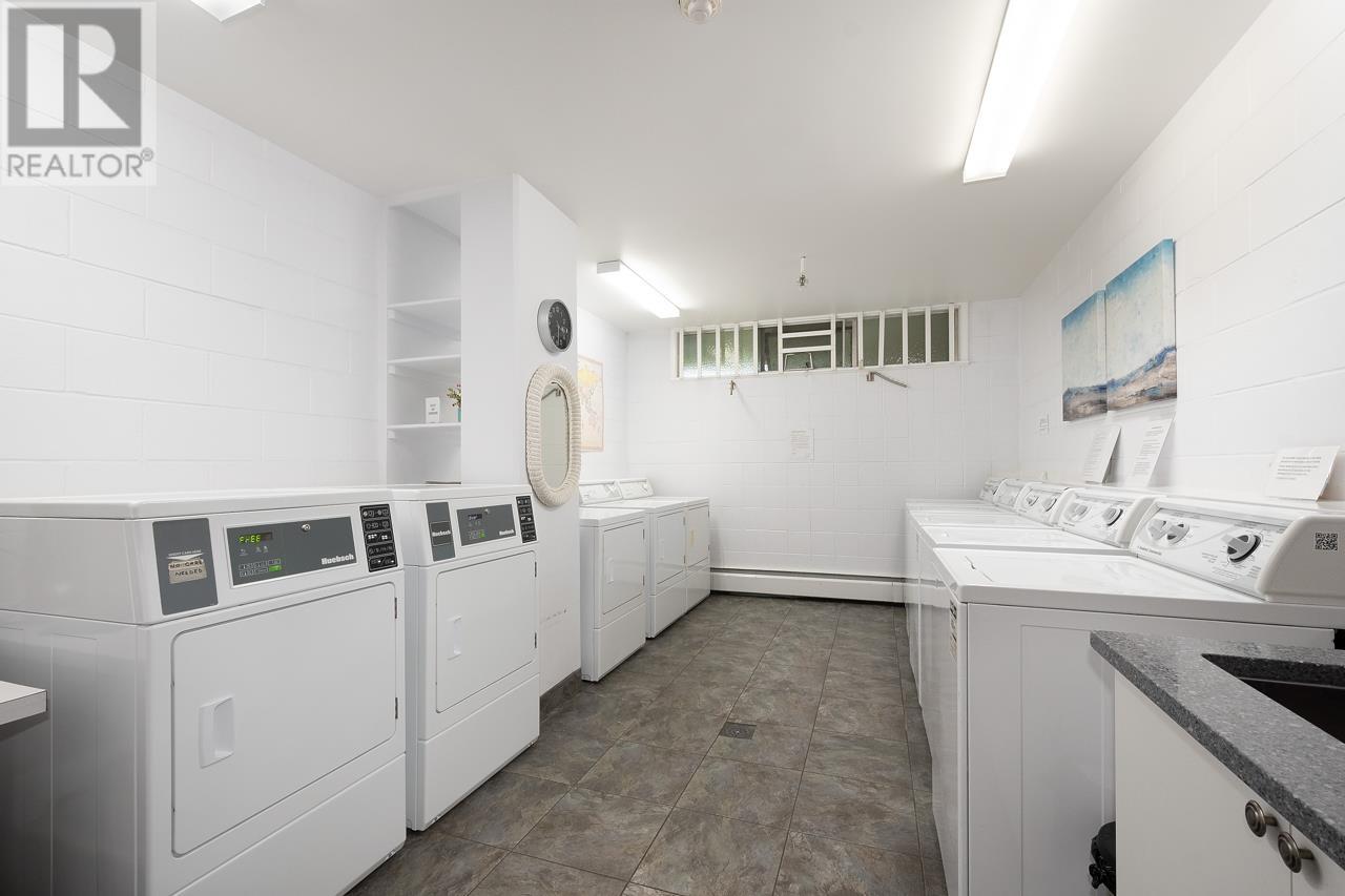 211 1425 Esquimalt Avenue, West Vancouver, British Columbia  V7T 1L1 - Photo 21 - R2829074