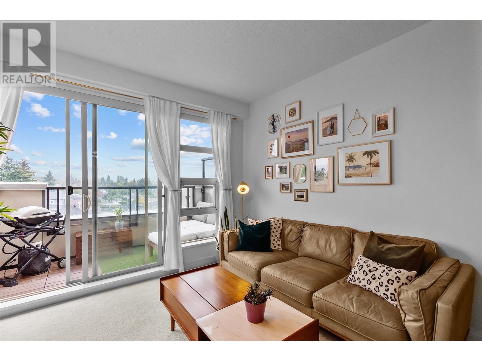 426 4550 Fraser Street, Vancouver, British Columbia  V5V 4G8 - Photo 2 - R2829077