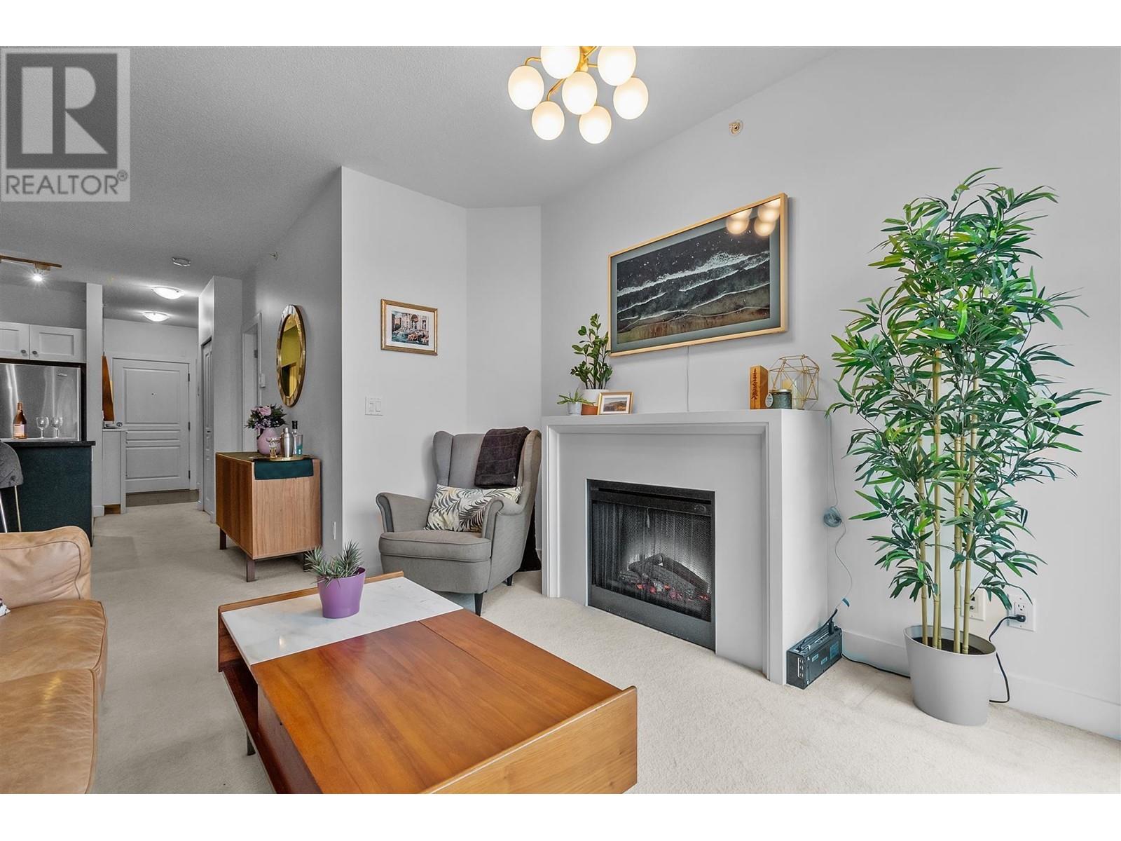 426 4550 Fraser Street, Vancouver, British Columbia  V5V 4G8 - Photo 3 - R2829077