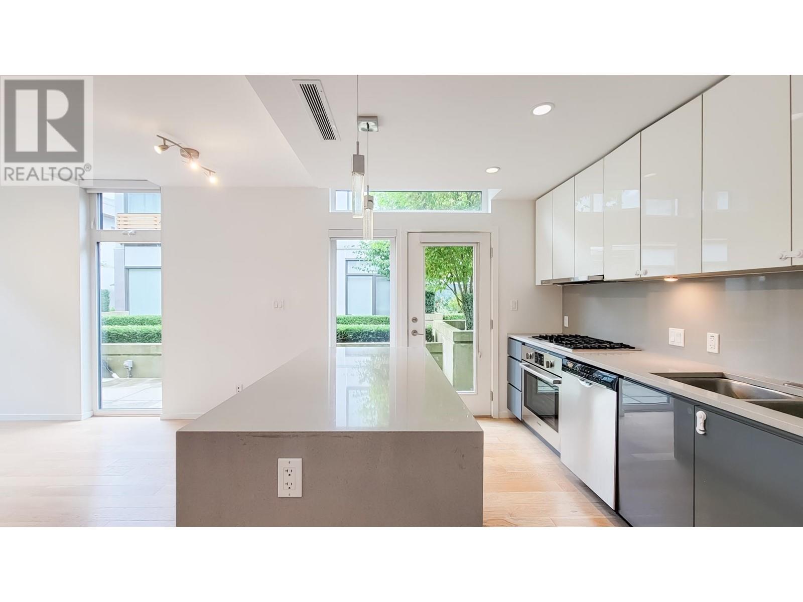 6058 Oak Street, Vancouver, British Columbia  V6M 2W2 - Photo 4 - R2829083