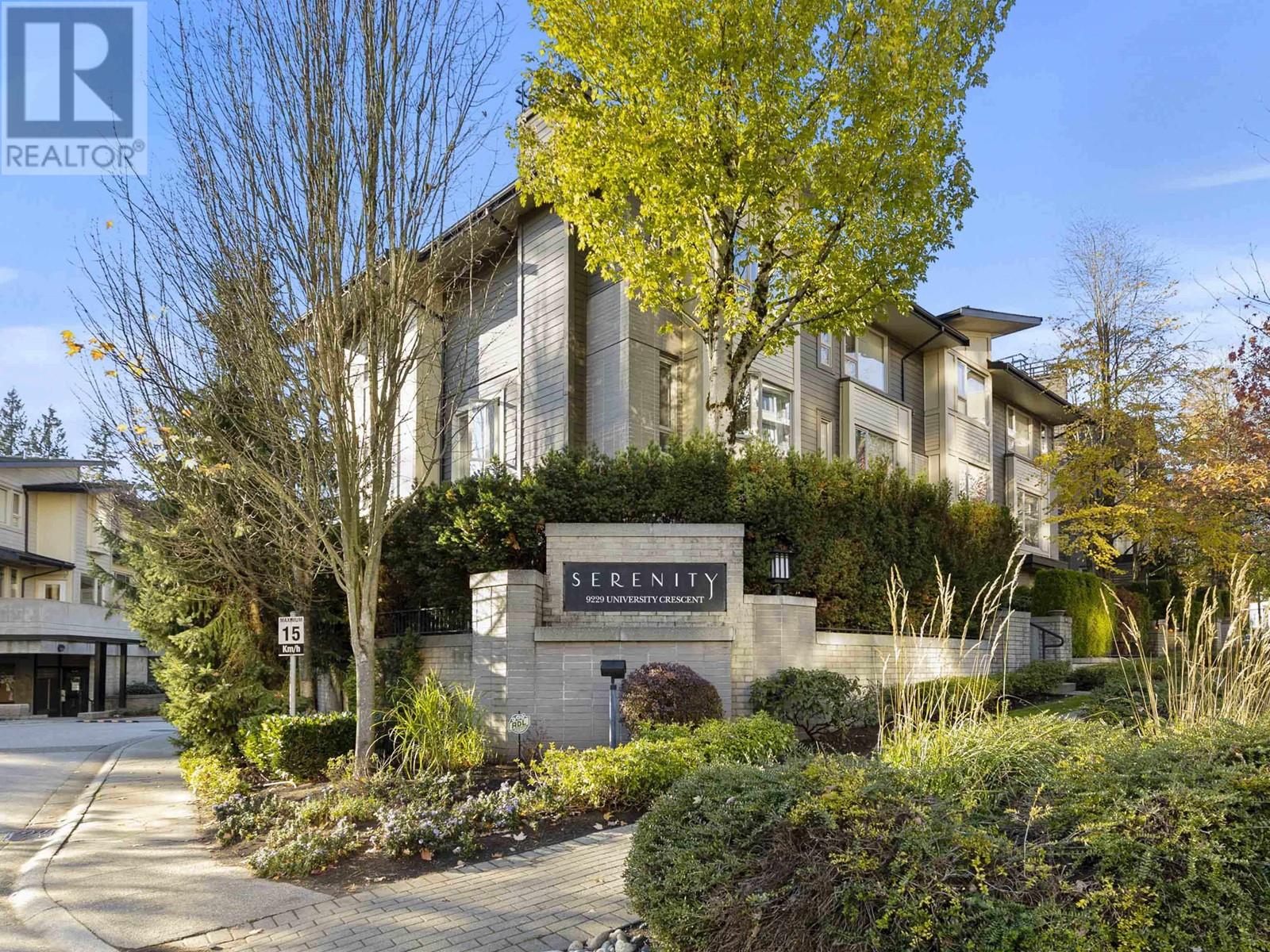 118 9229 UNIVERSITY CRESCENT, burnaby, British Columbia