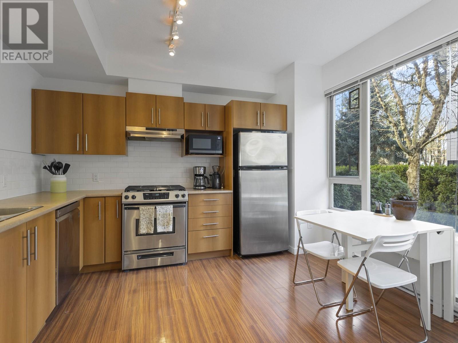 118 9229 University Crescent, Burnaby, British Columbia  V5A 4Z2 - Photo 5 - R2829090