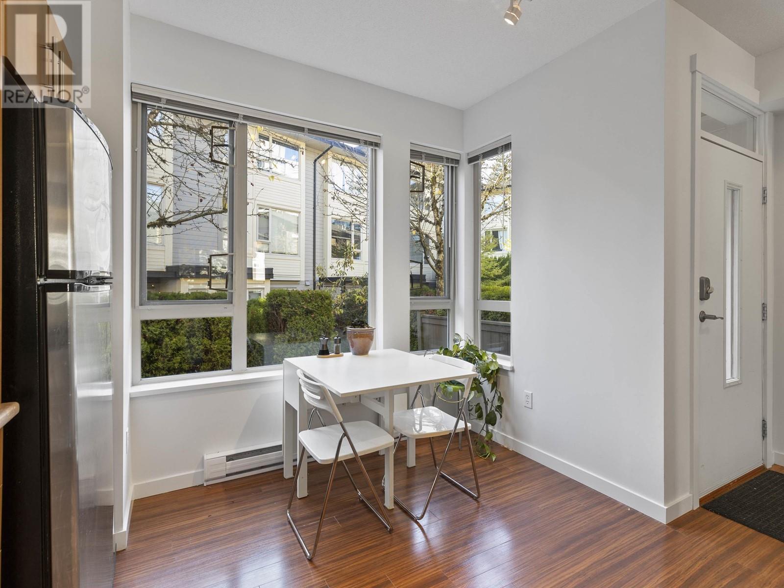 118 9229 University Crescent, Burnaby, British Columbia  V5A 4Z2 - Photo 6 - R2829090