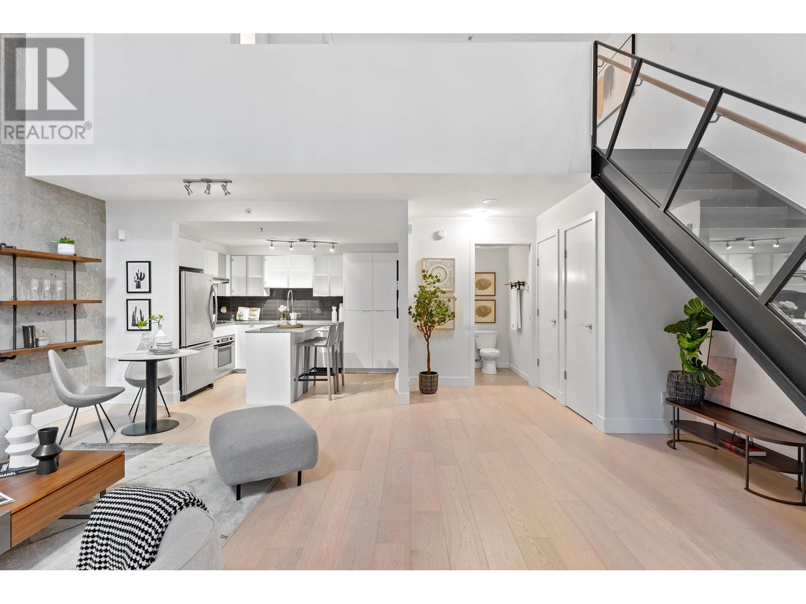 986 Richards Street, Vancouver, British Columbia  V6B 3C1 - Photo 4 - R2829104