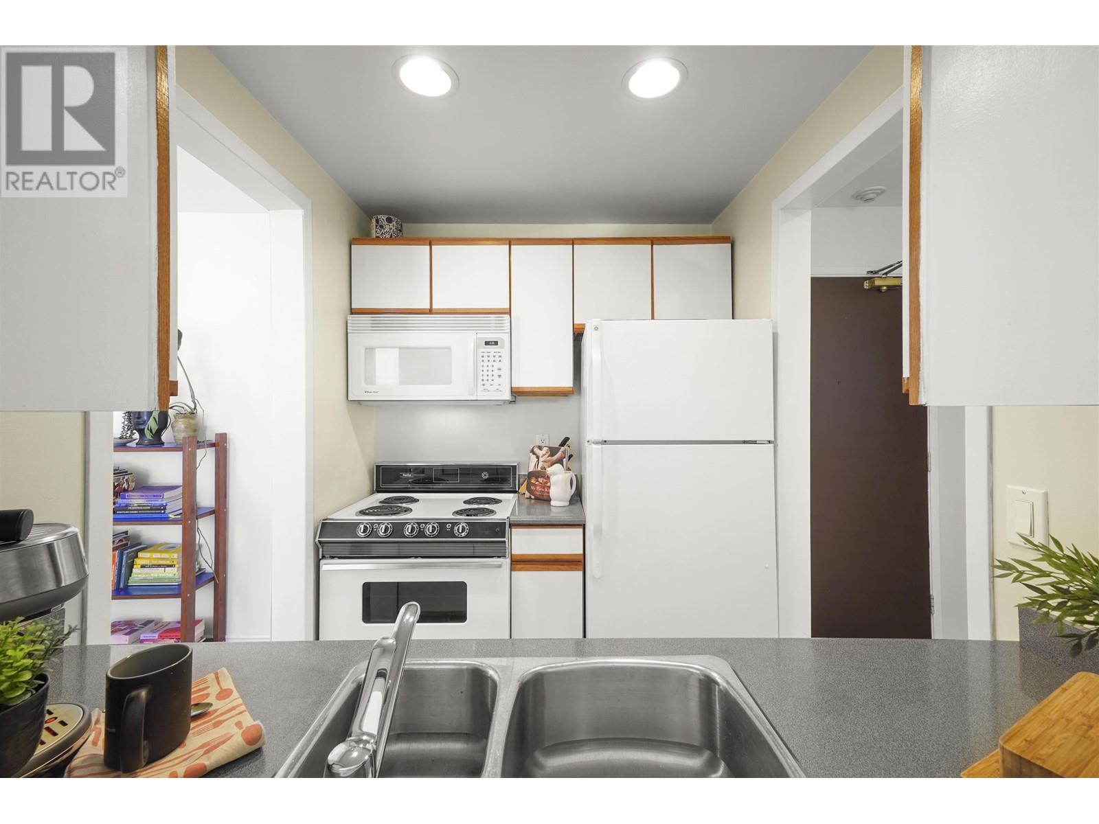 212 1420 E 7th Avenue, Vancouver, British Columbia  V5N 1R8 - Photo 13 - R2829124