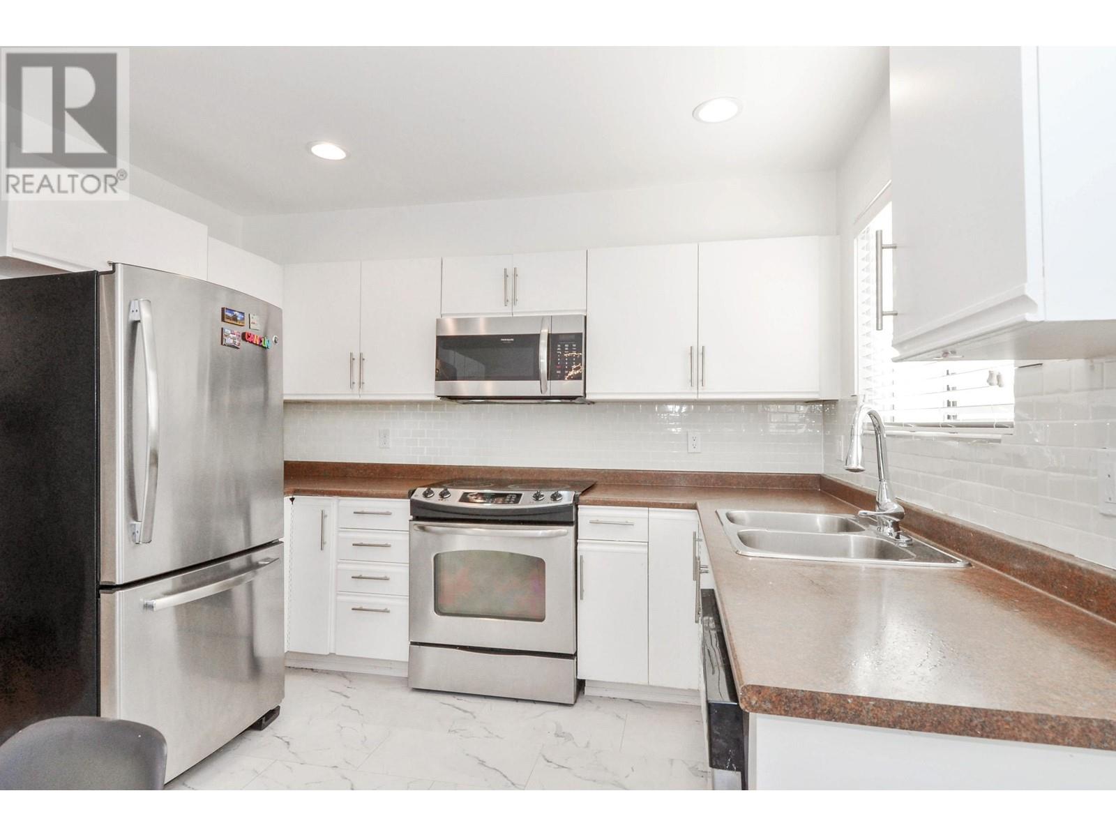 12 901 W 17th Street, North Vancouver, British Columbia  V7P 1V8 - Photo 9 - R2829130