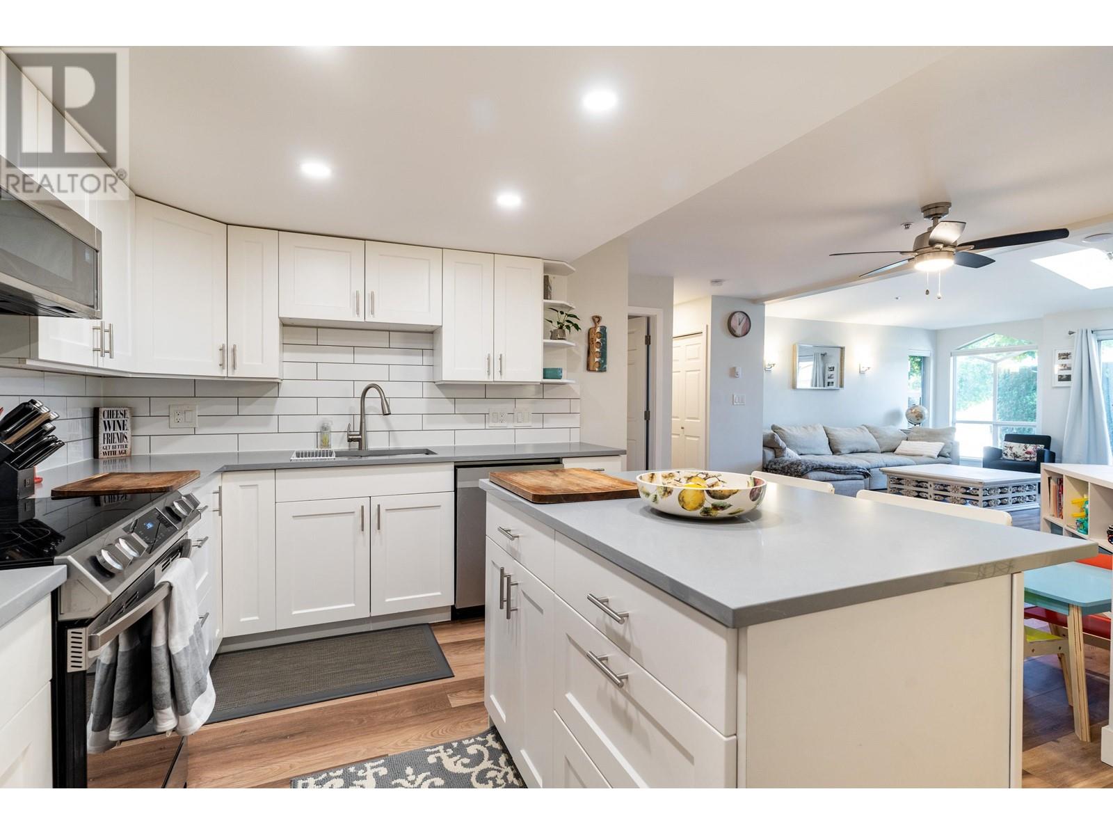 1118 Orr Drive, Port Coquitlam, British Columbia  V3C 6H2 - Photo 11 - R2829136