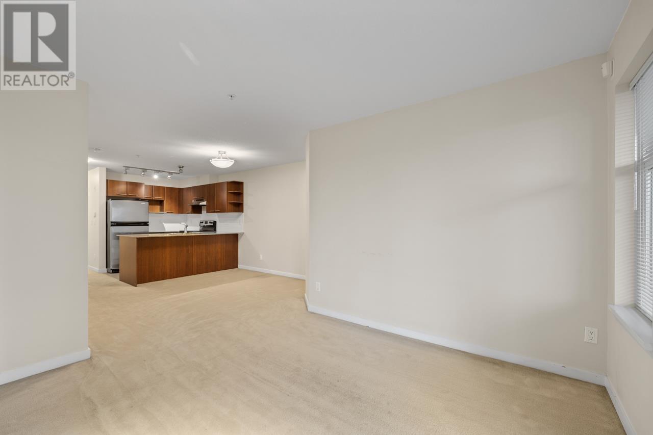 217 4768 Brentwood Drive, Burnaby, British Columbia  V5C 0C7 - Photo 3 - R2829139