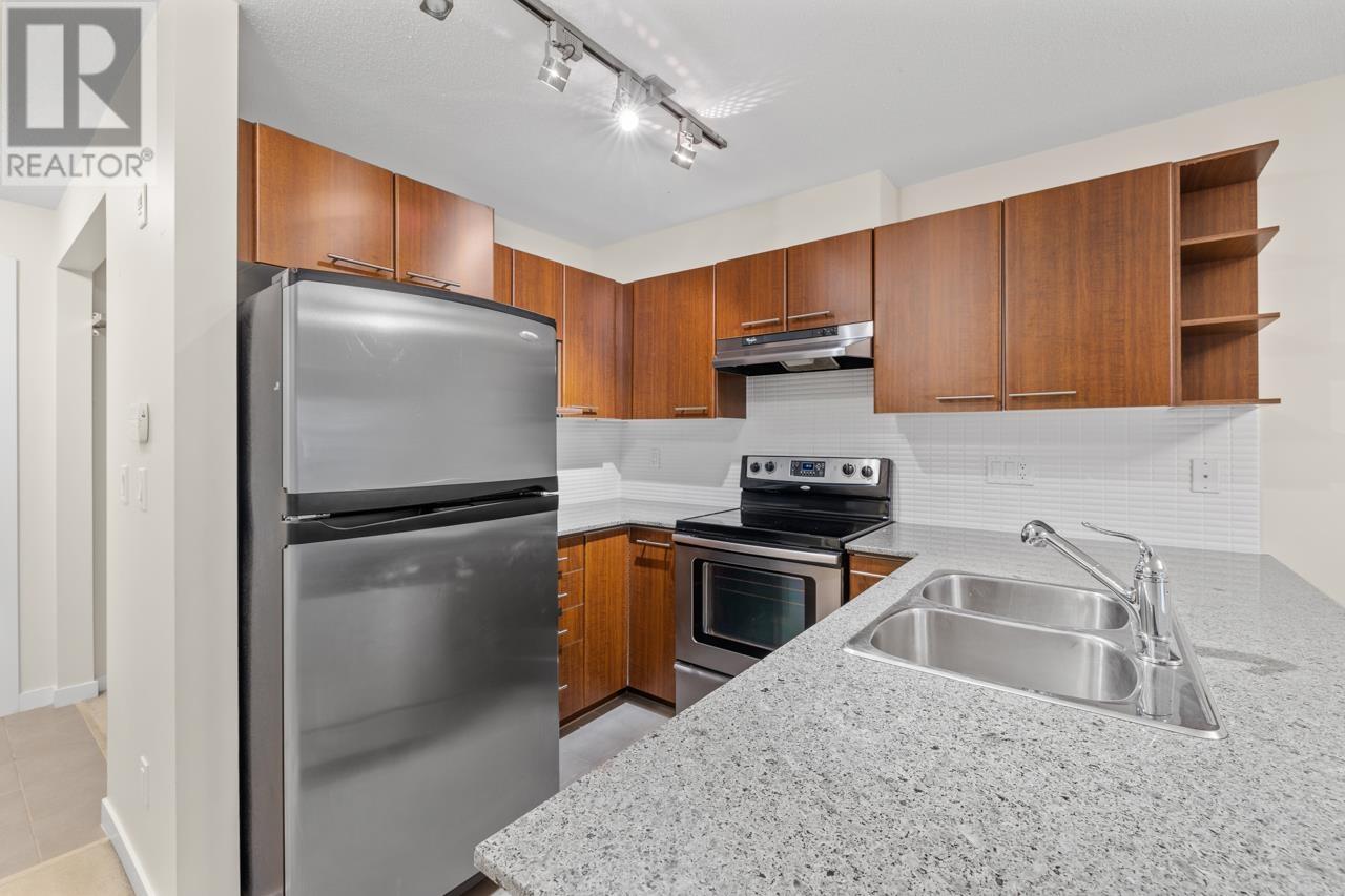217 4768 Brentwood Drive, Burnaby, British Columbia  V5C 0C7 - Photo 8 - R2829139