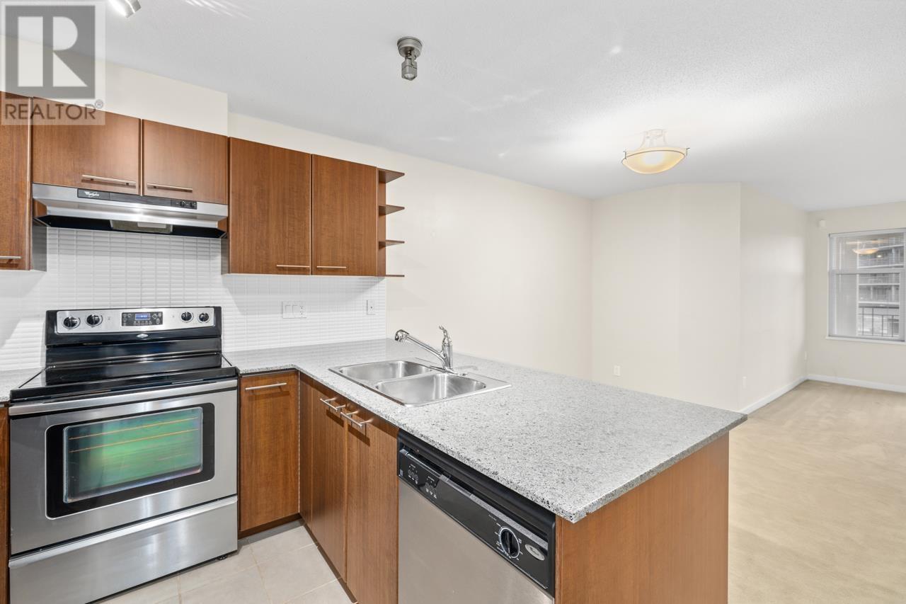 217 4768 Brentwood Drive, Burnaby, British Columbia  V5C 0C7 - Photo 9 - R2829139