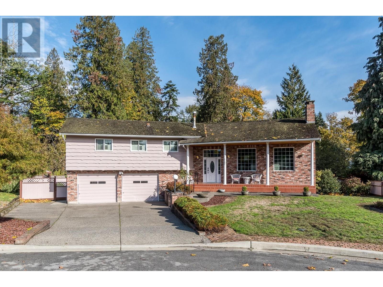 1487 Morrison Street, Port Coquitlam, British Columbia  V3C 2N6 - Photo 2 - R2829114
