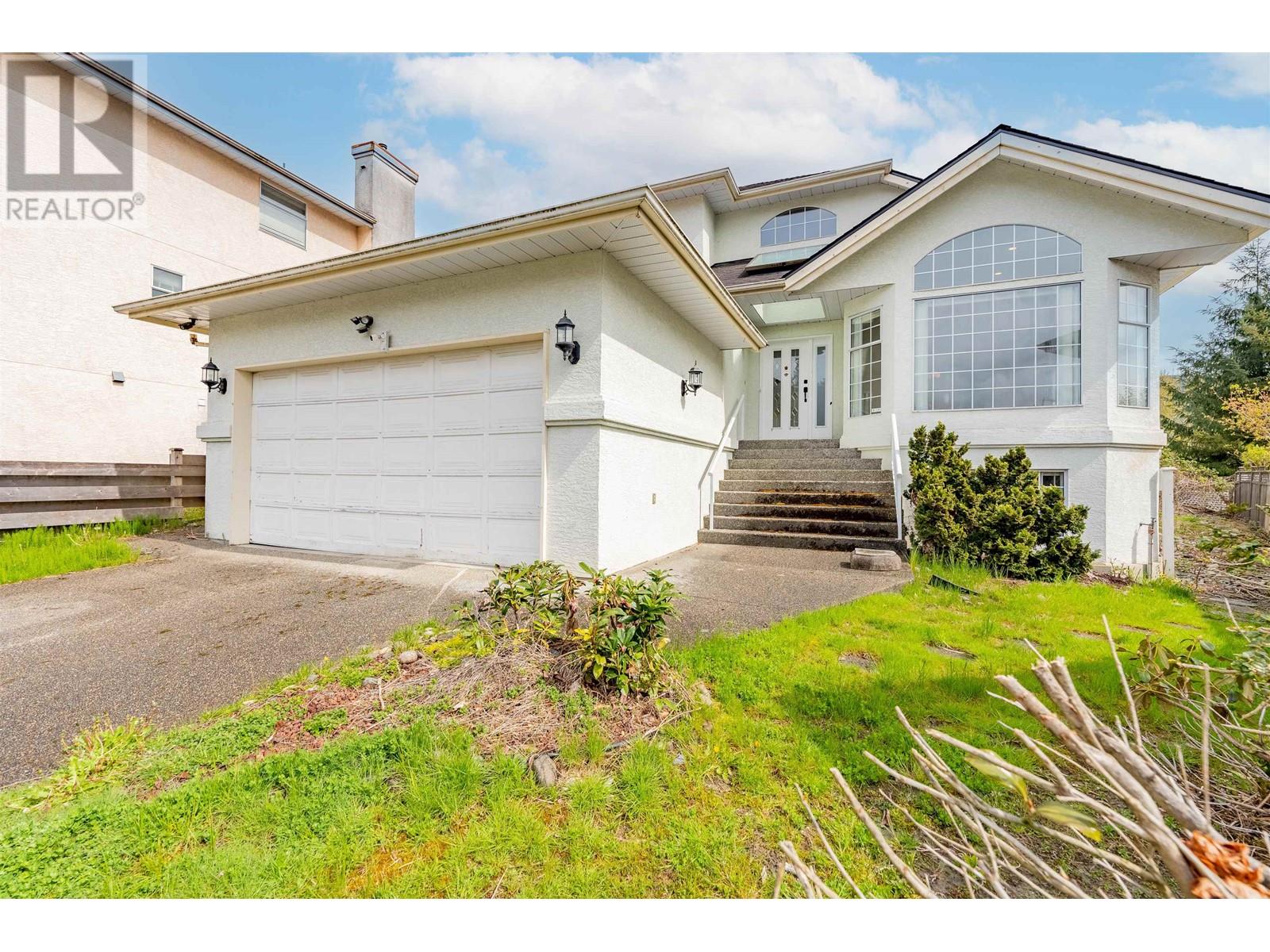 3107 Azure Court, Coquitlam, British Columbia  V3E 2R6 - Photo 2 - R2828963