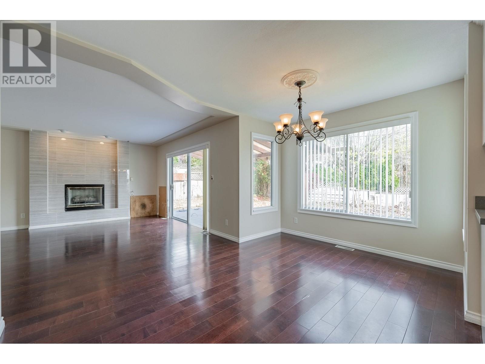 3107 Azure Court, Coquitlam, British Columbia  V3E 2R6 - Photo 15 - R2828963
