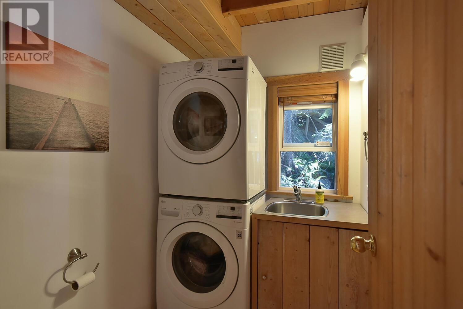 7575 Sechelt Inlet Road, Sechelt, British Columbia  V7Z 0C5 - Photo 21 - R2801984