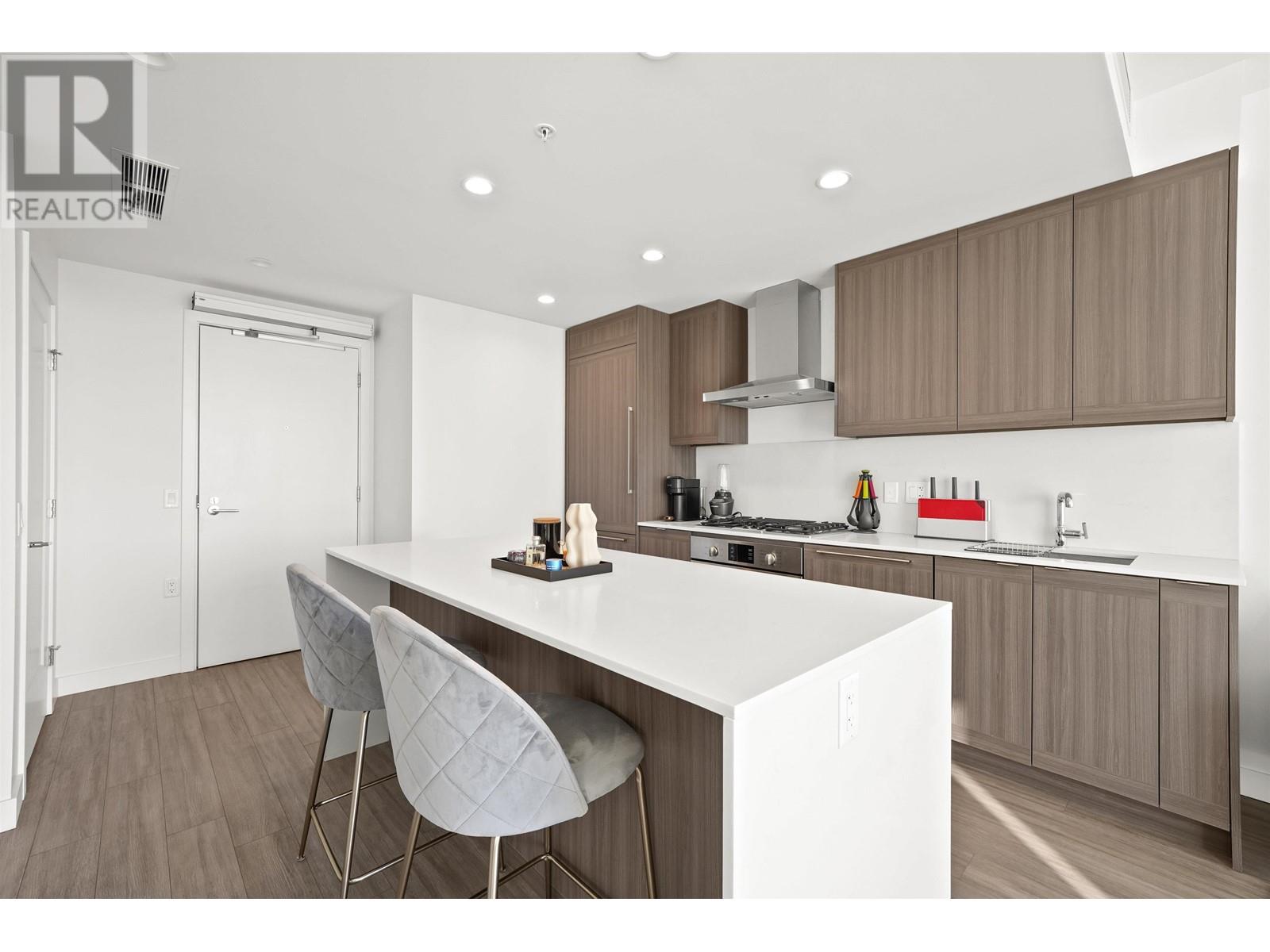 1403 2311 Beta Avenue, Burnaby, British Columbia  V5C 0M1 - Photo 3 - R2829105