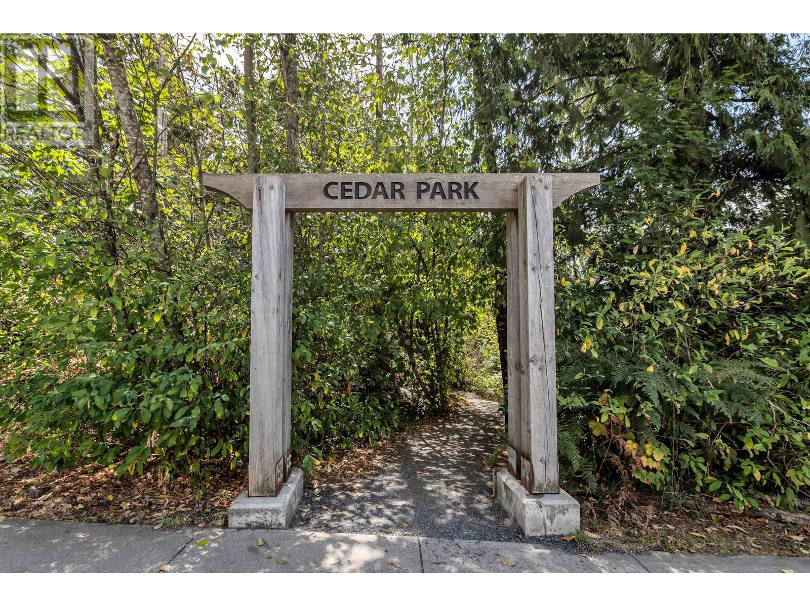 23746 Rock Ridge Drive, Maple Ridge, British Columbia  V4R 2W2 - Photo 34 - R2807034