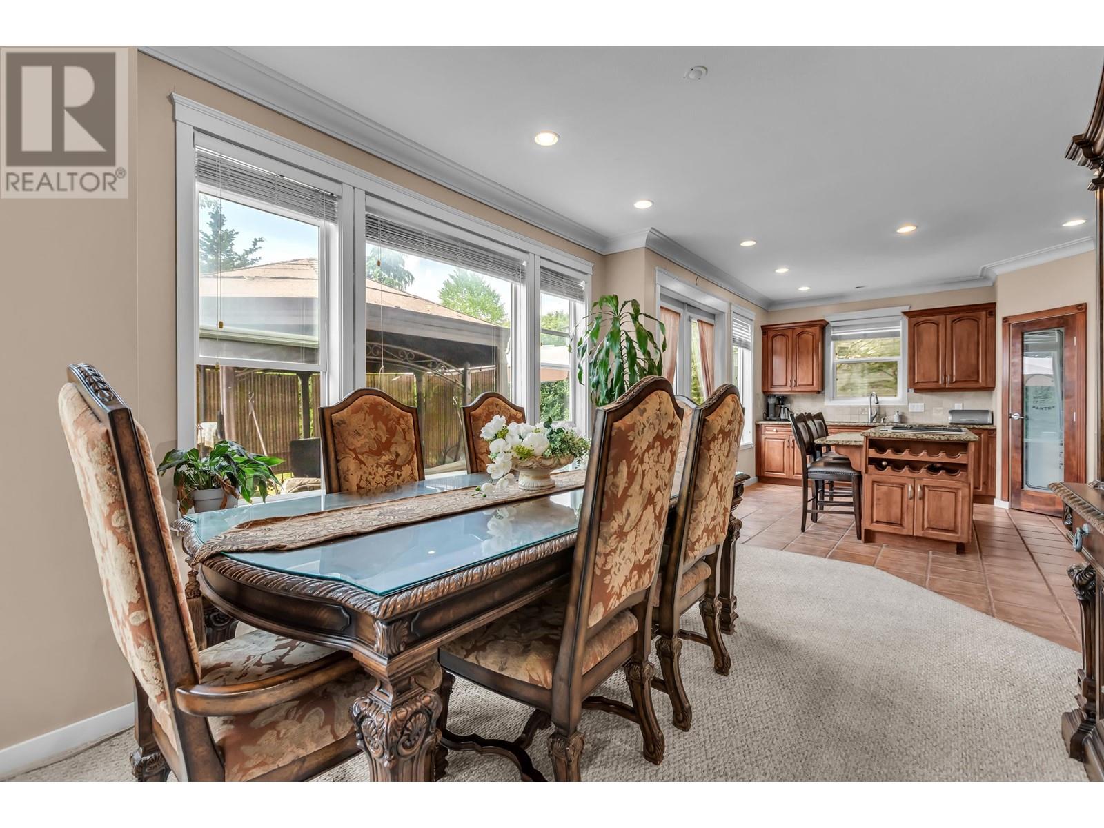 23746 Rock Ridge Drive, Maple Ridge, British Columbia  V4R 2W2 - Photo 11 - R2807034