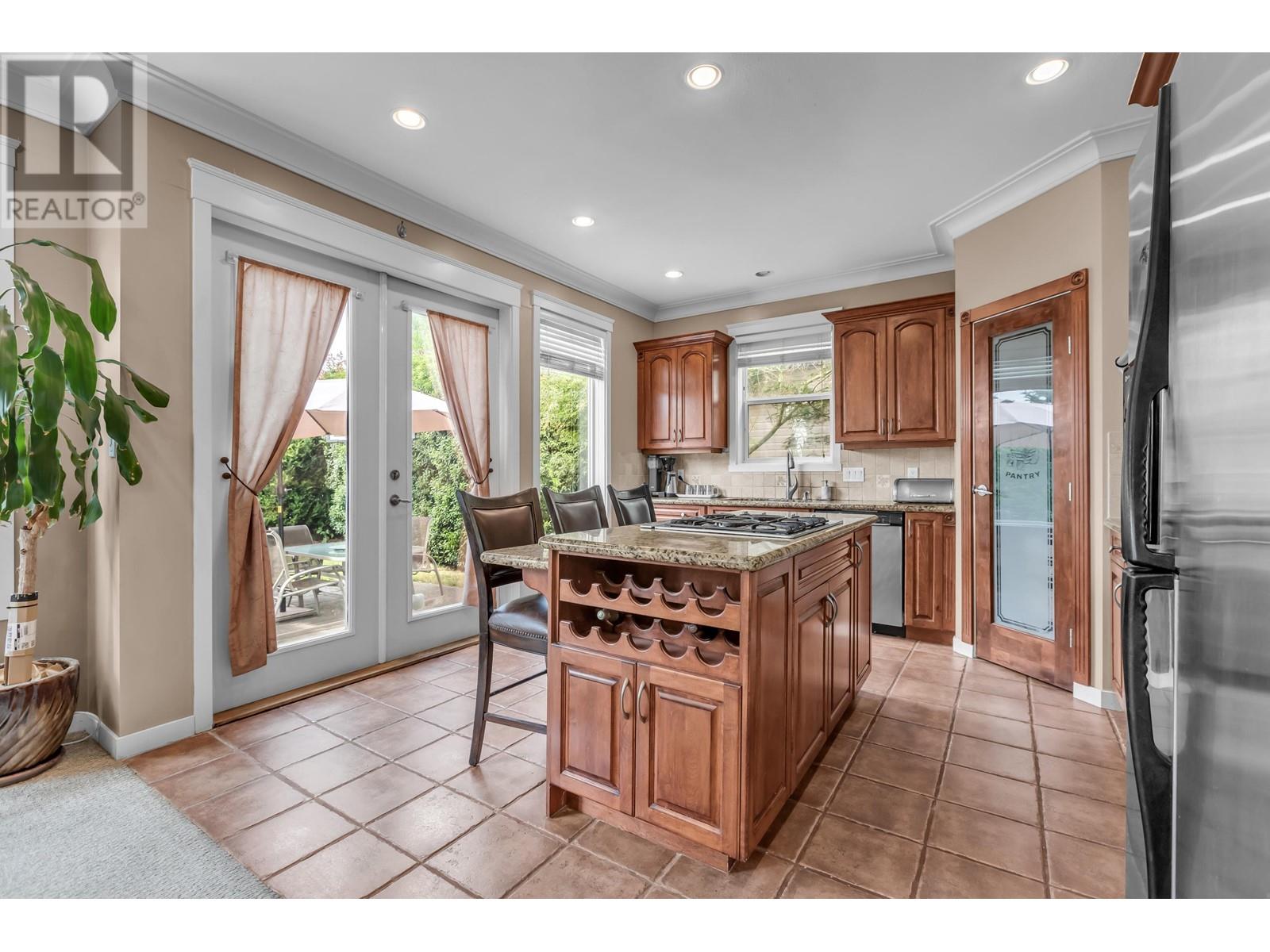 23746 Rock Ridge Drive, Maple Ridge, British Columbia  V4R 2W2 - Photo 14 - R2807034
