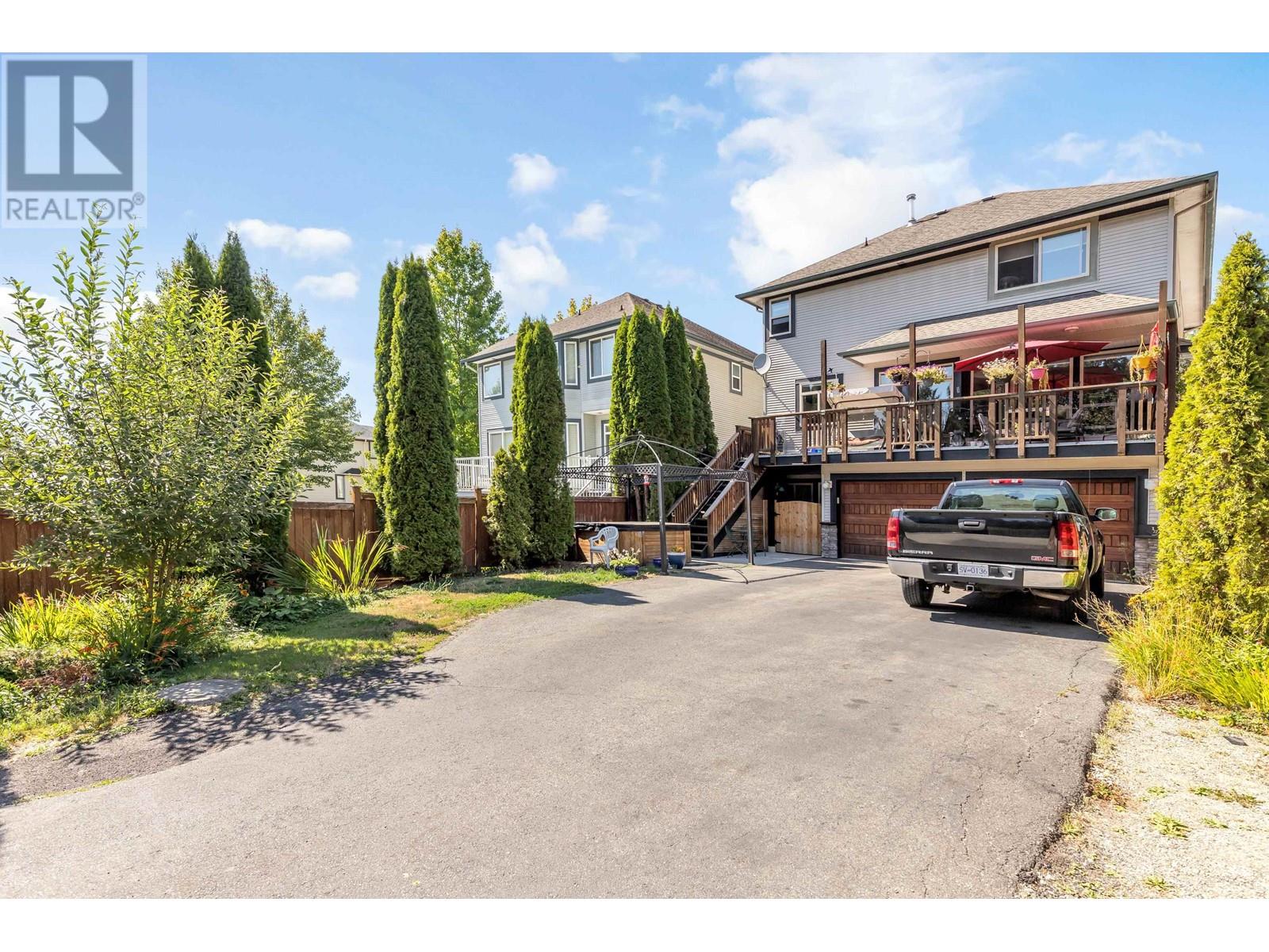 23804 Kanaka Way, Maple Ridge, British Columbia  V2W 1E5 - Photo 36 - R2814698