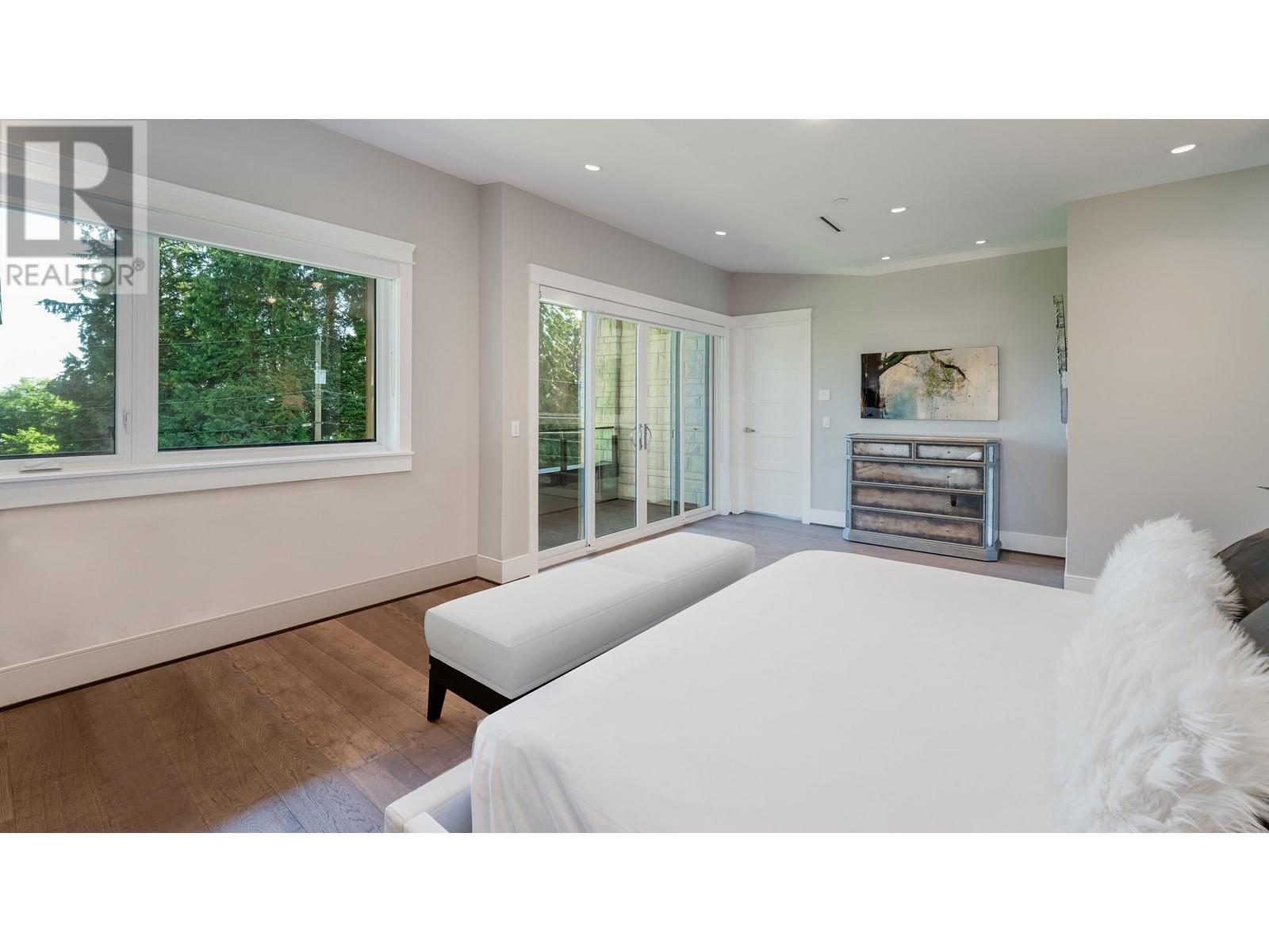 3905 Southridge Avenue, West Vancouver, British Columbia  V7V 3H9 - Photo 13 - R2828983