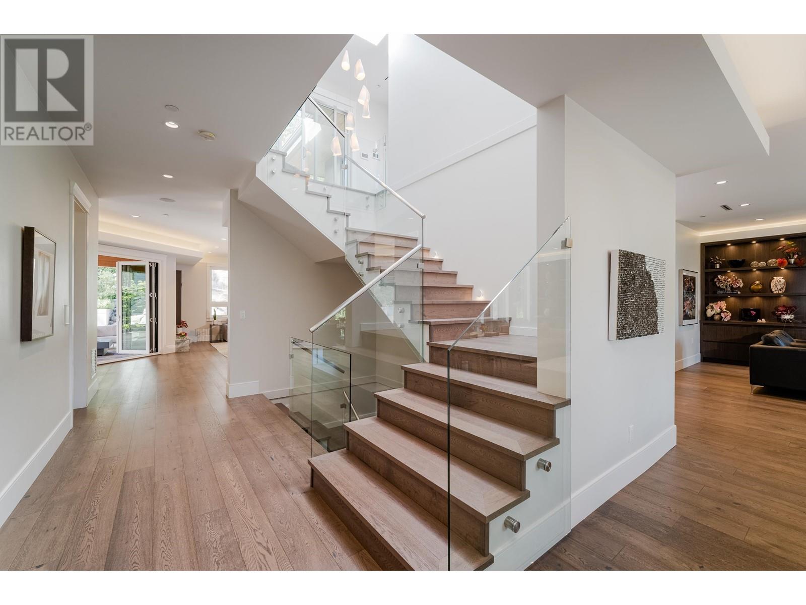 3905 Southridge Avenue, West Vancouver, British Columbia  V7V 3H9 - Photo 18 - R2828983