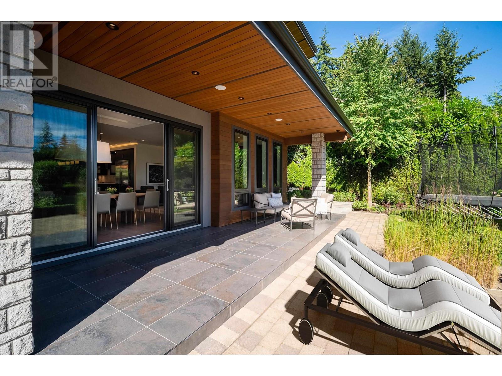 3905 Southridge Avenue, West Vancouver, British Columbia  V7V 3H9 - Photo 15 - R2828983