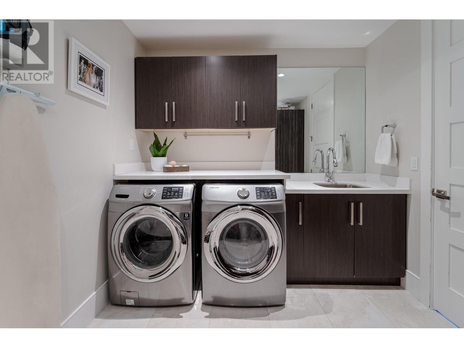 3905 Southridge Avenue, West Vancouver, British Columbia  V7V 3H9 - Photo 8 - R2828983