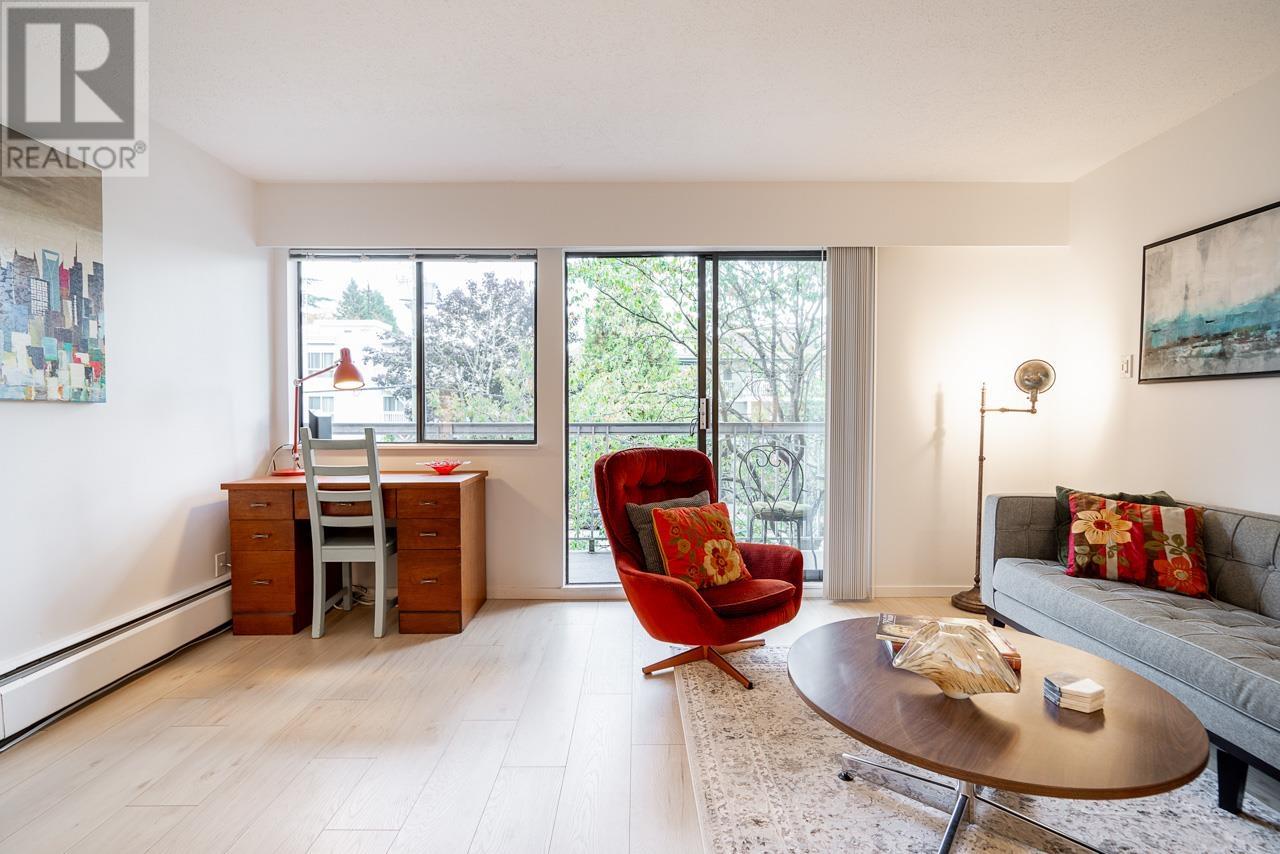 211 1950 W 8th Avenue, Vancouver, British Columbia  V6J 1W3 - Photo 12 - R2829161