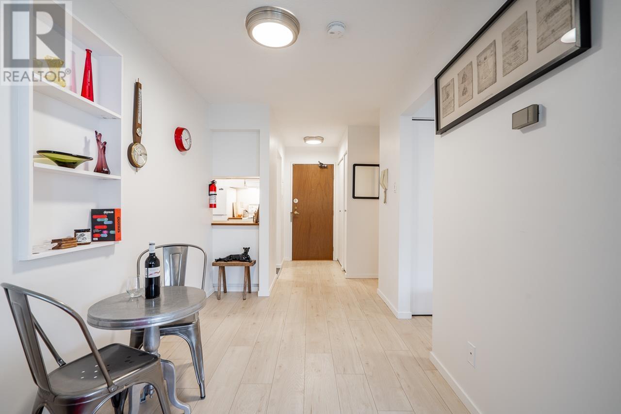 211 1950 W 8th Avenue, Vancouver, British Columbia  V6J 1W3 - Photo 15 - R2829161