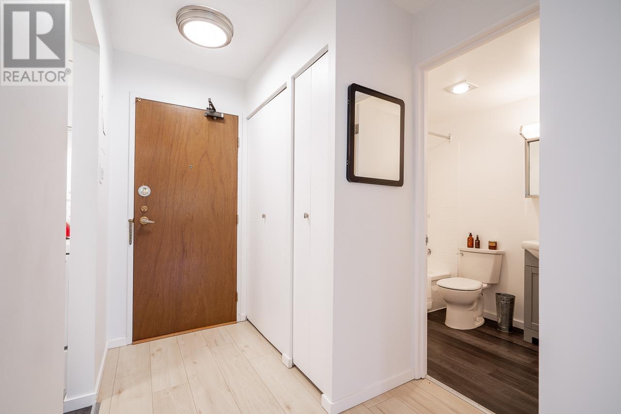 211 1950 W 8th Avenue, Vancouver, British Columbia  V6J 1W3 - Photo 19 - R2829161