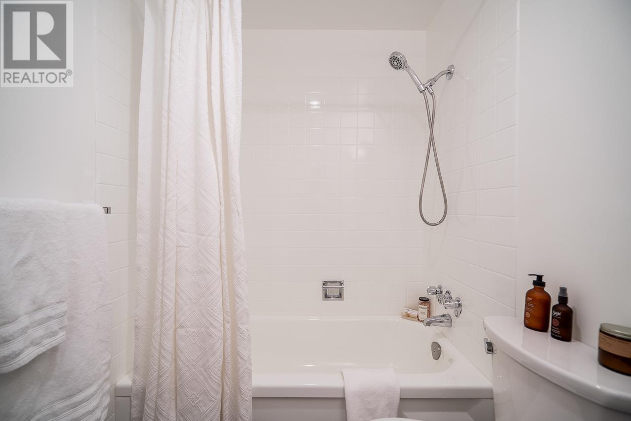 211 1950 W 8th Avenue, Vancouver, British Columbia  V6J 1W3 - Photo 21 - R2829161