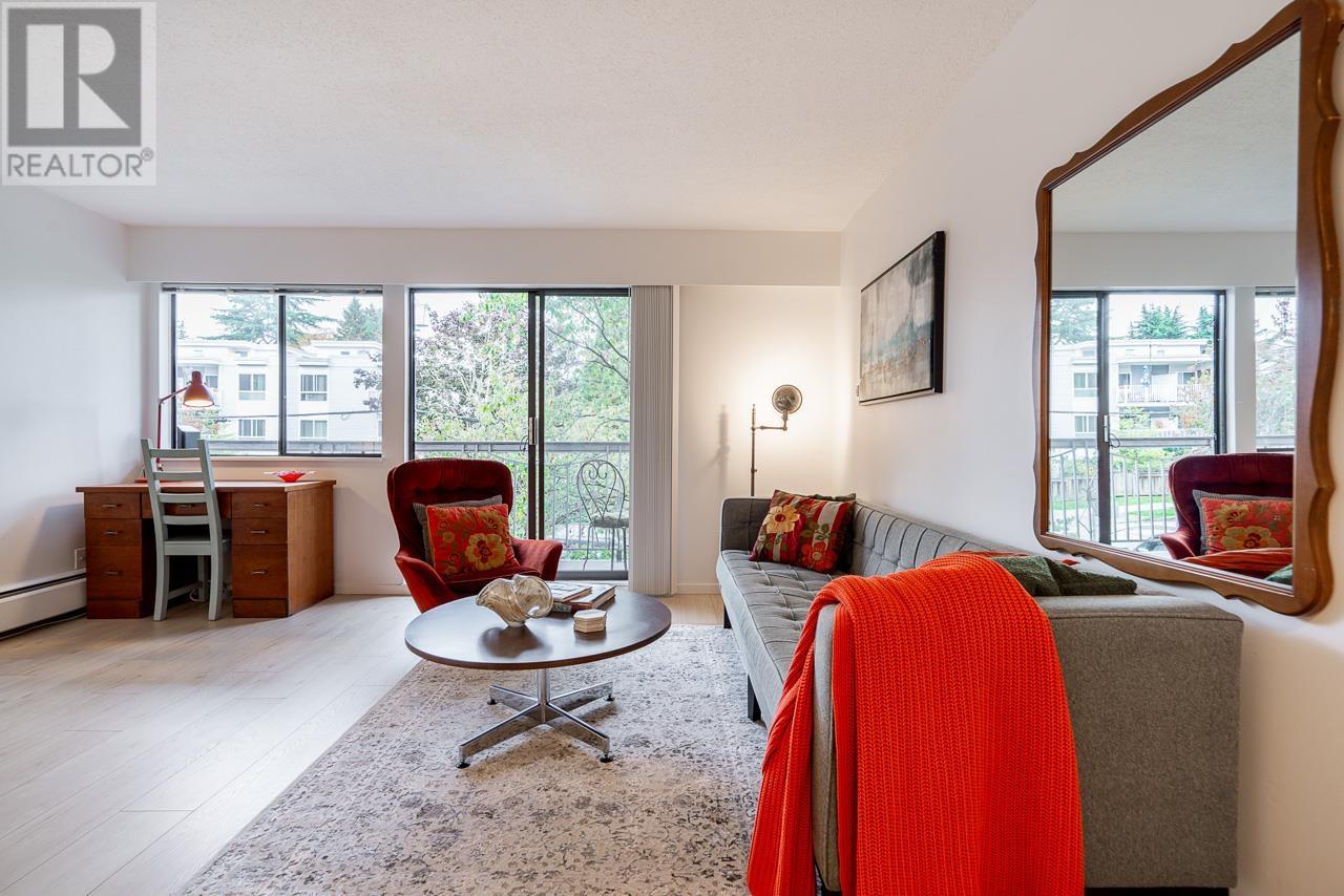 211 1950 W 8th Avenue, Vancouver, British Columbia  V6J 1W3 - Photo 7 - R2829161