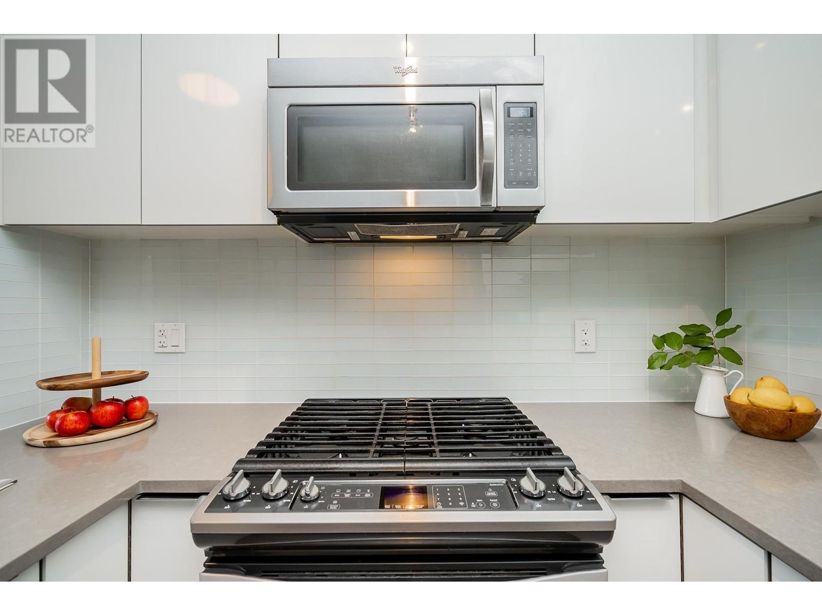 510 1152 Windsor Mews, Coquitlam, British Columbia  V3B 0N1 - Photo 6 - R2829170