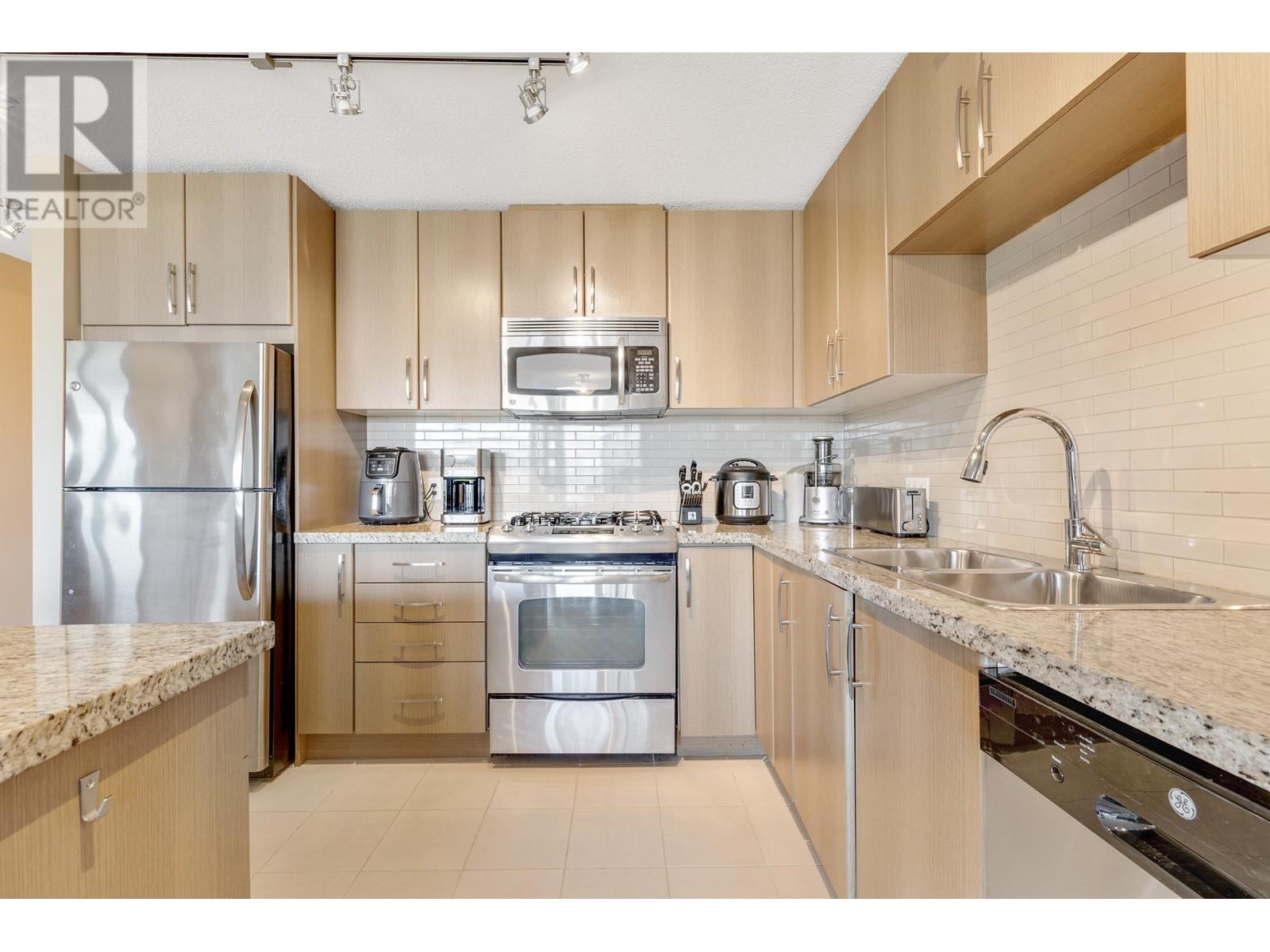 2103 660 Nootka Way, Port Moody, British Columbia  V3H 0B7 - Photo 13 - R2829182