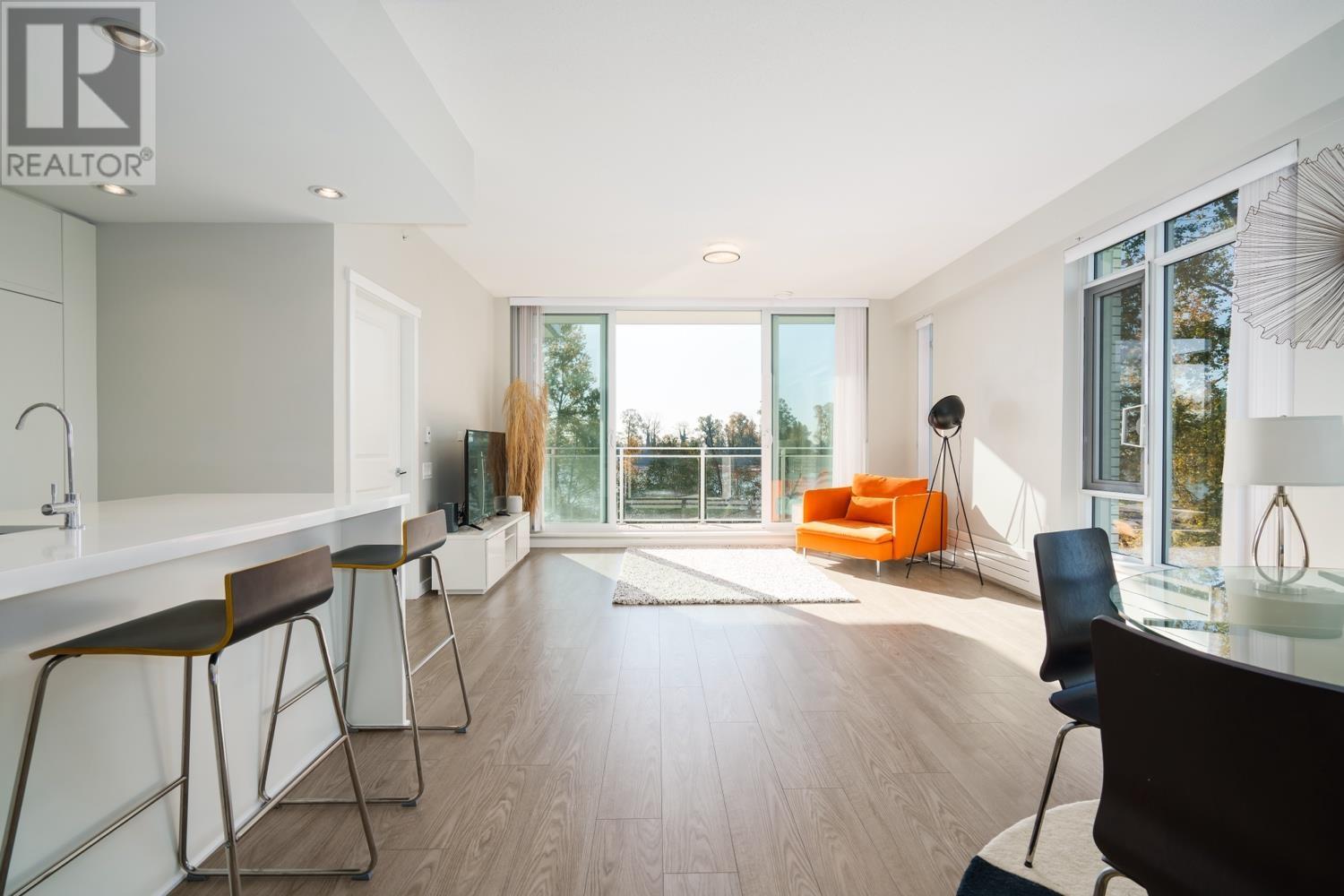 305 3188 Riverwalk Avenue, Vancouver, British Columbia  V5S 0E7 - Photo 2 - R2829190