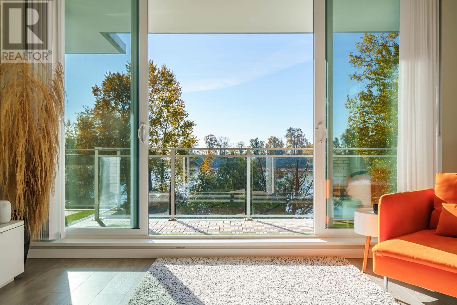 305 3188 Riverwalk Avenue, Vancouver, British Columbia  V5S 0E7 - Photo 3 - R2829190