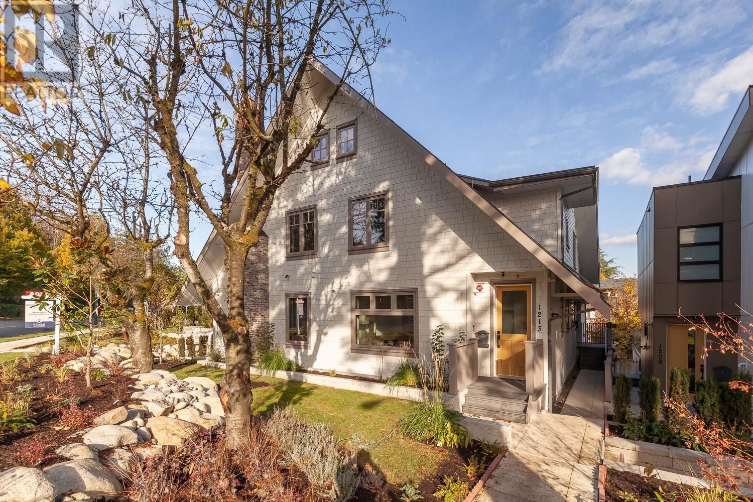 1211 W 16TH AVENUE, vancouver, British Columbia