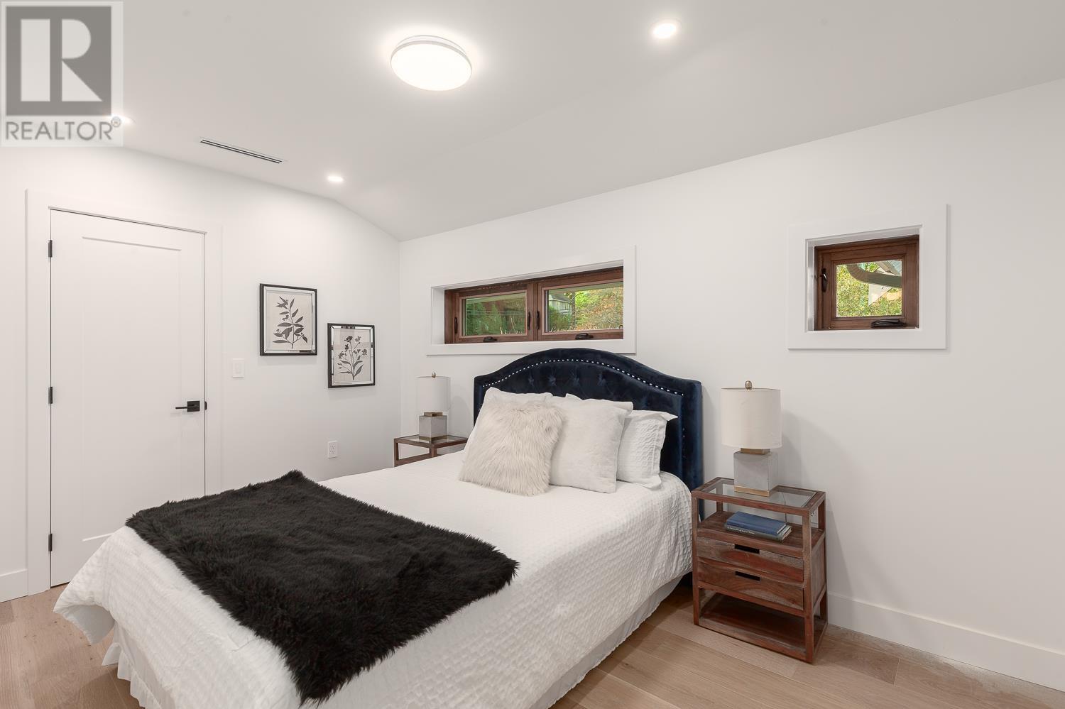 1211 W 16th Avenue, Vancouver, British Columbia  V6J 2L7 - Photo 28 - R2829196