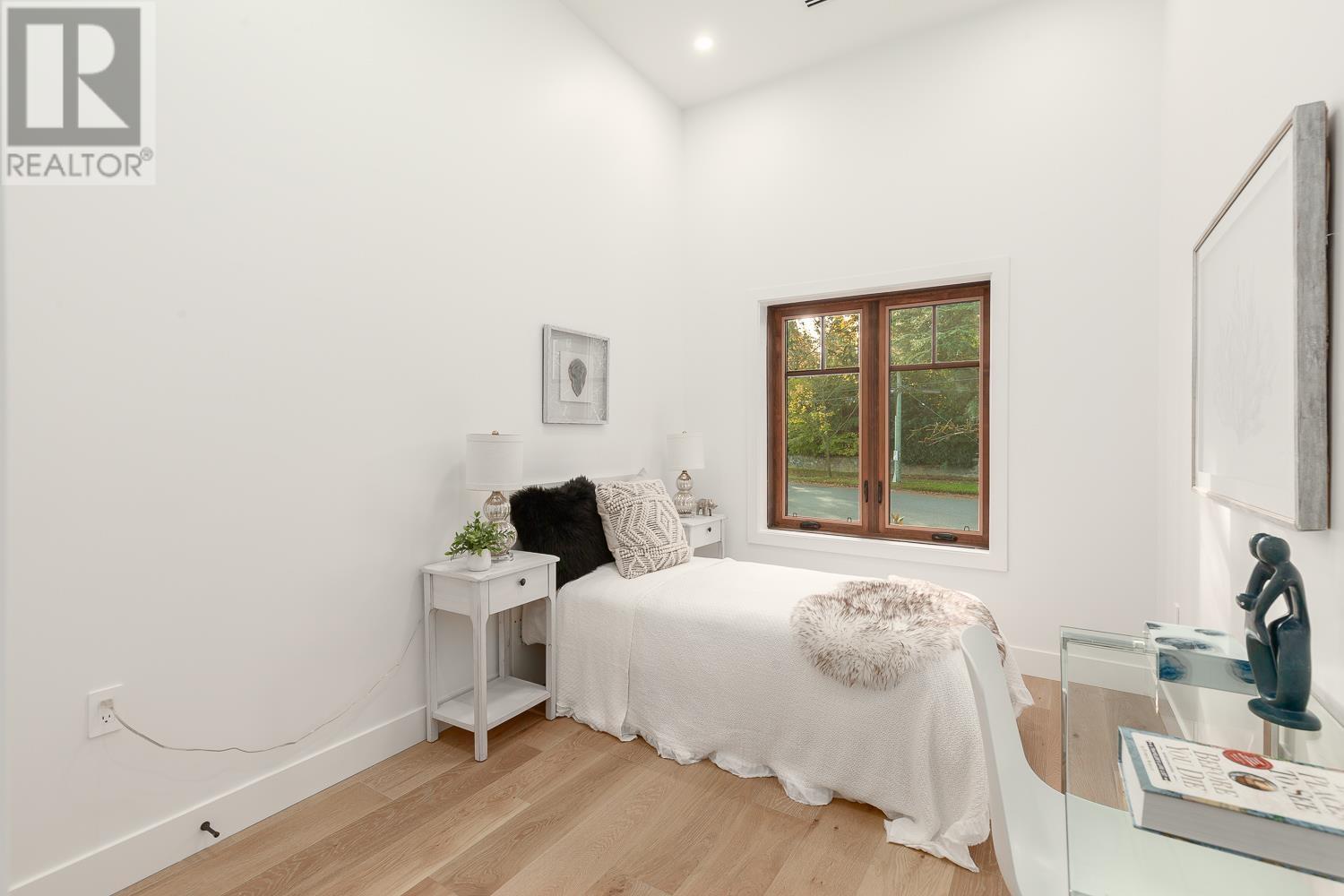 1211 W 16th Avenue, Vancouver, British Columbia  V6J 2L7 - Photo 32 - R2829196