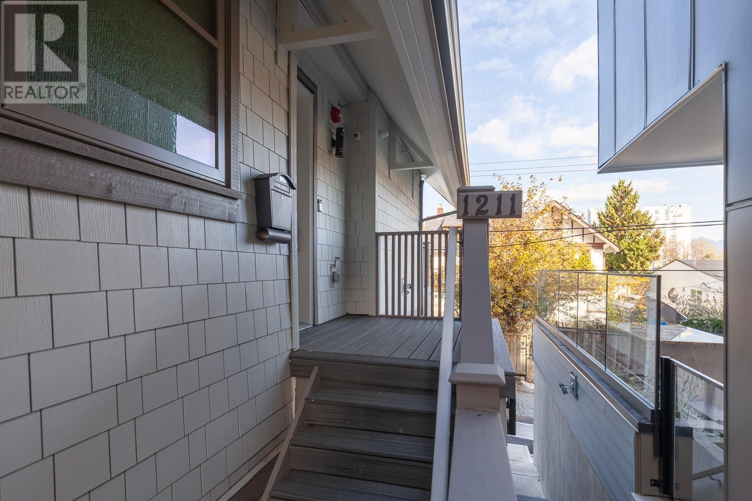 1211 W 16th Avenue, Vancouver, British Columbia  V6J 2L7 - Photo 39 - R2829196