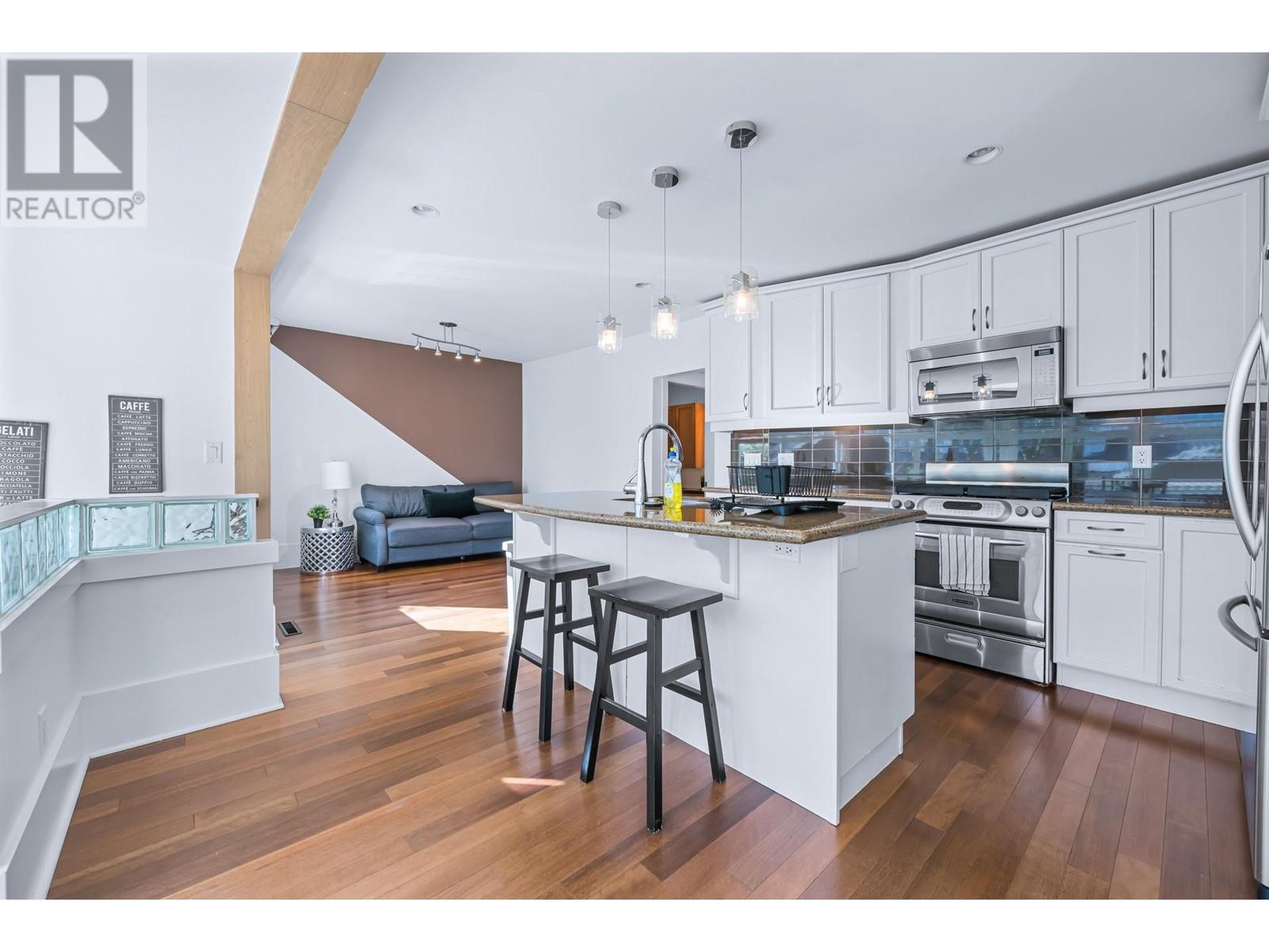 3276 W 21st Avenue, Vancouver, British Columbia  V6L 1L2 - Photo 10 - R2829157