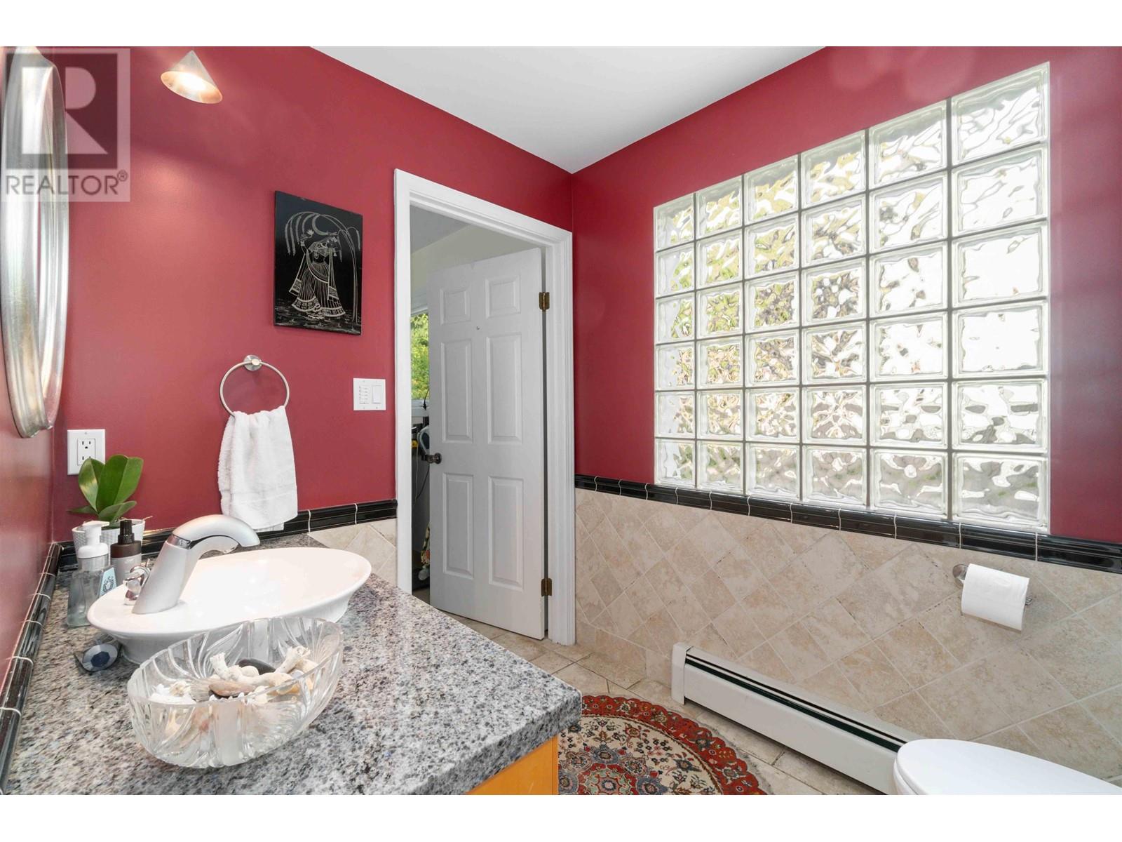 1381 Glen Abbey Drive, Burnaby, British Columbia  V5A 3Y3 - Photo 15 - R2829158