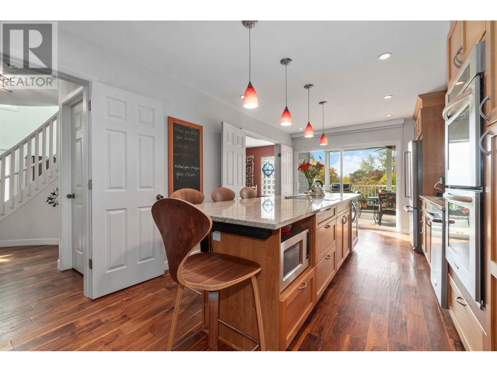 1381 Glen Abbey Drive, Burnaby, British Columbia  V5A 3Y3 - Photo 4 - R2829158