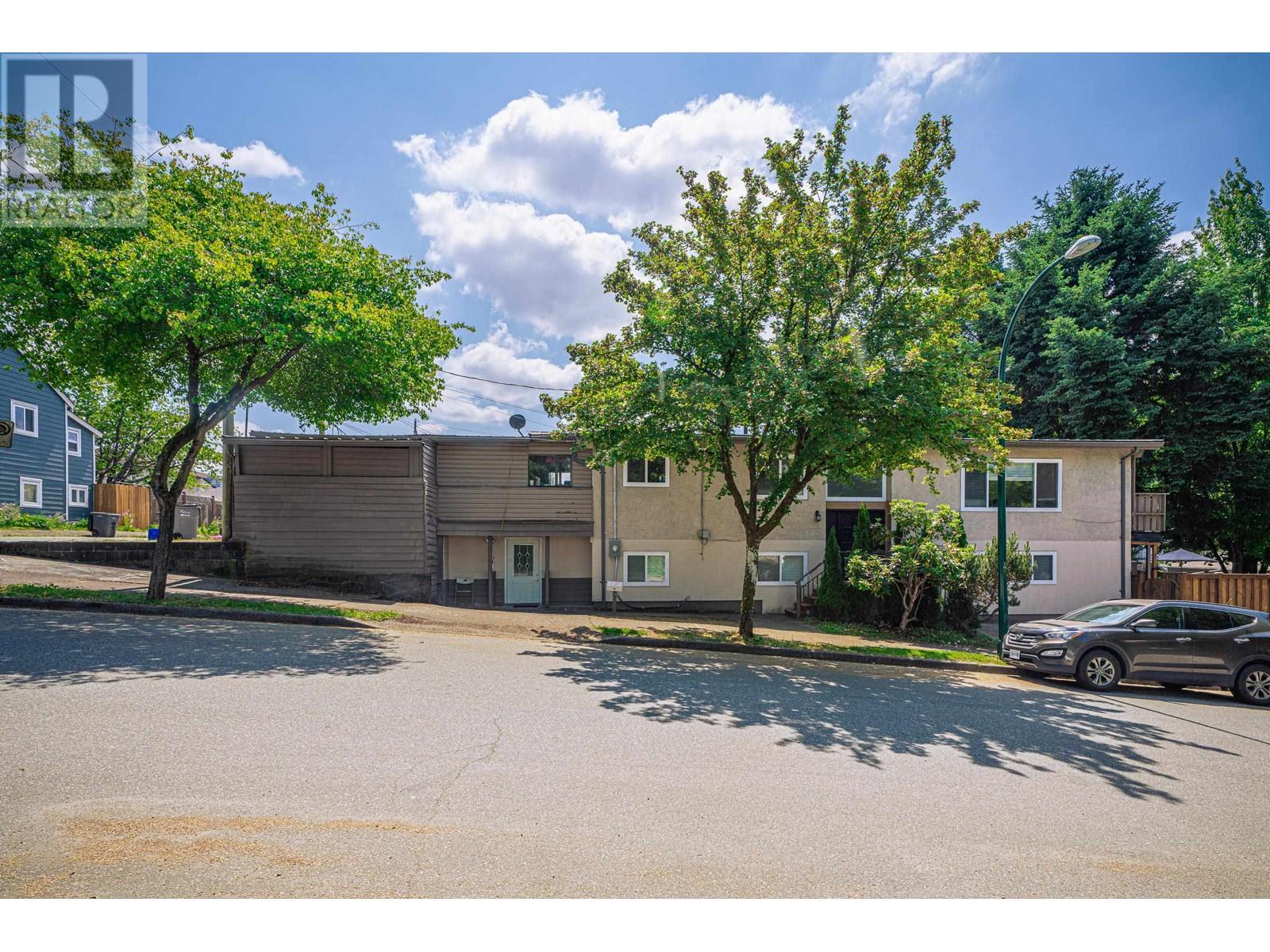 3304 E GEORGIA STREET, vancouver, British Columbia