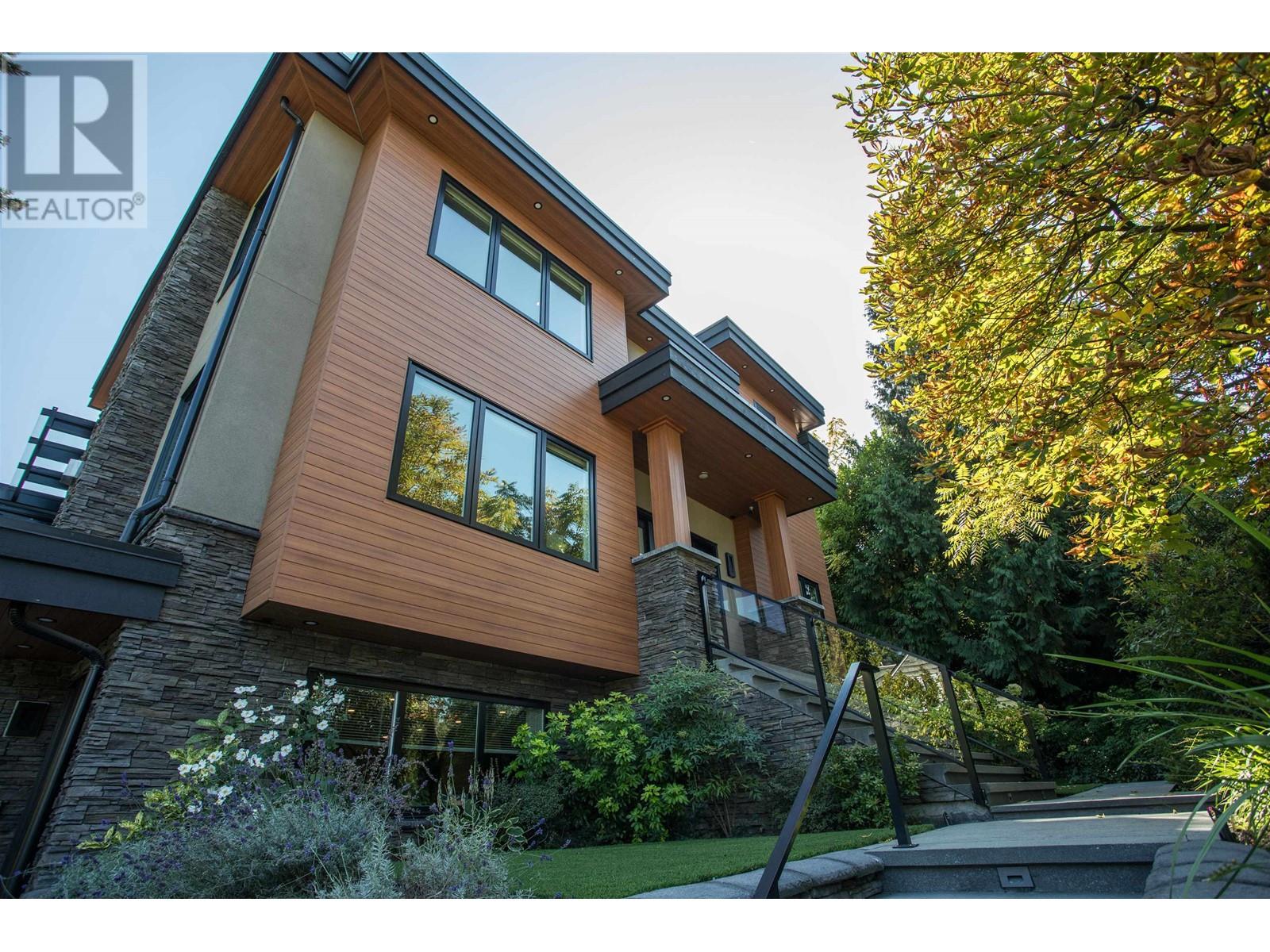 4962 Arbutus Street, Vancouver, British Columbia  V6M 3W1 - Photo 3 - R2829205