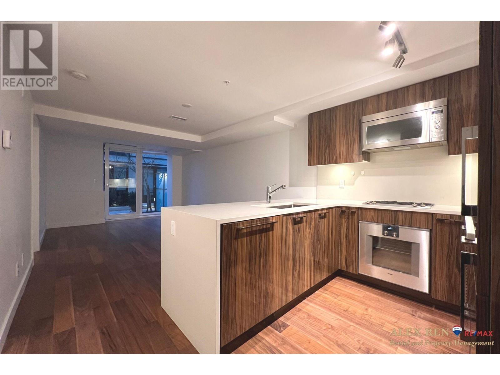 4408 Cambie Street, Vancouver, British Columbia  V5Y 0M2 - Photo 6 - R2829243