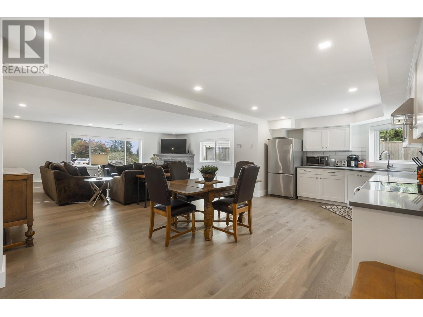 1727 Charland Avenue, Coquitlam, British Columbia  V3K 3L9 - Photo 21 - R2811660