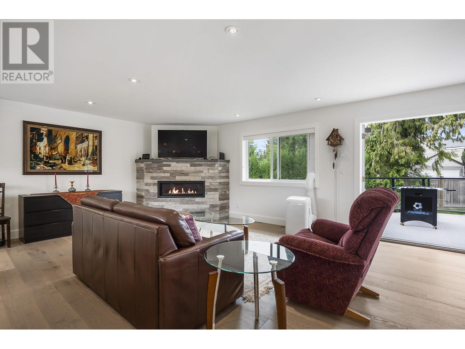 1727 Charland Avenue, Coquitlam, British Columbia  V3K 3L9 - Photo 7 - R2811660